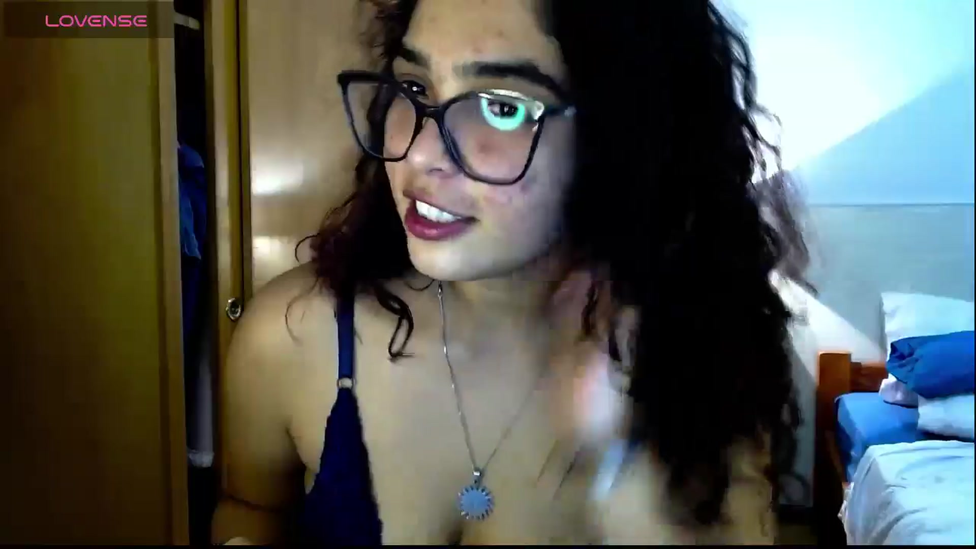 Gallery image thumbnail from Ariagaleo's myfreecams stream on, 03/30/2025, 05:06 image 18 of 20