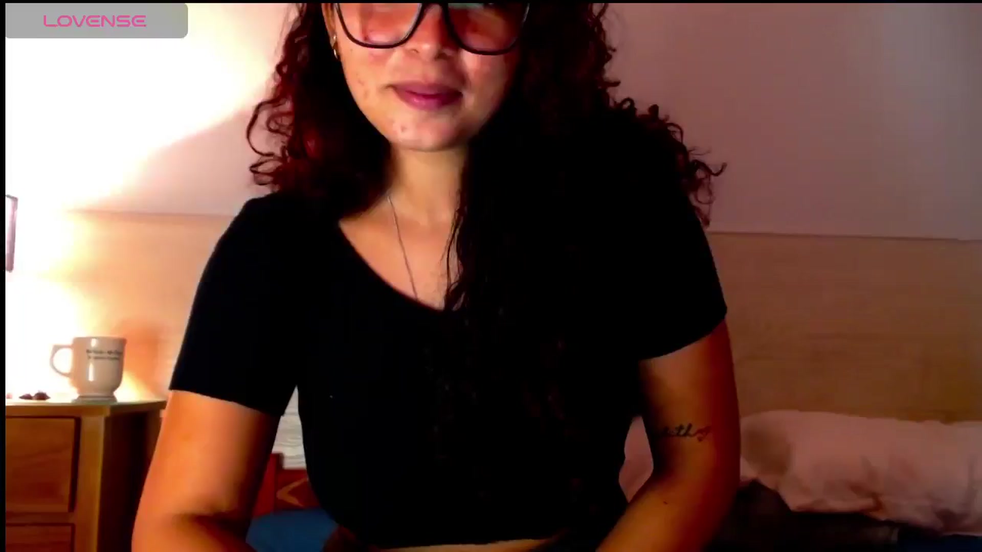 Gallery image thumbnail from Ariagaleo's myfreecams stream on, 04/07/2025, 18:49 image 1 of 20