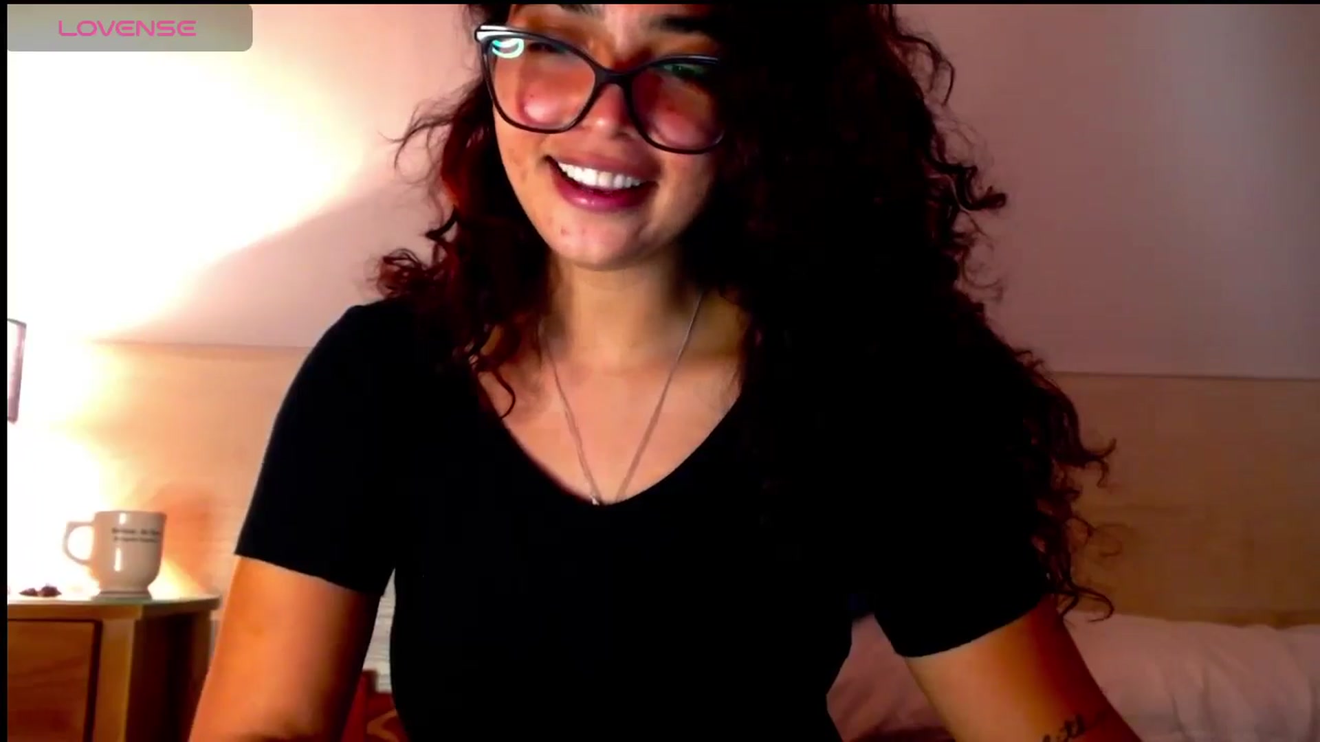 Gallery image thumbnail from Ariagaleo's myfreecams stream on, 04/07/2025, 18:49 image 2 of 20
