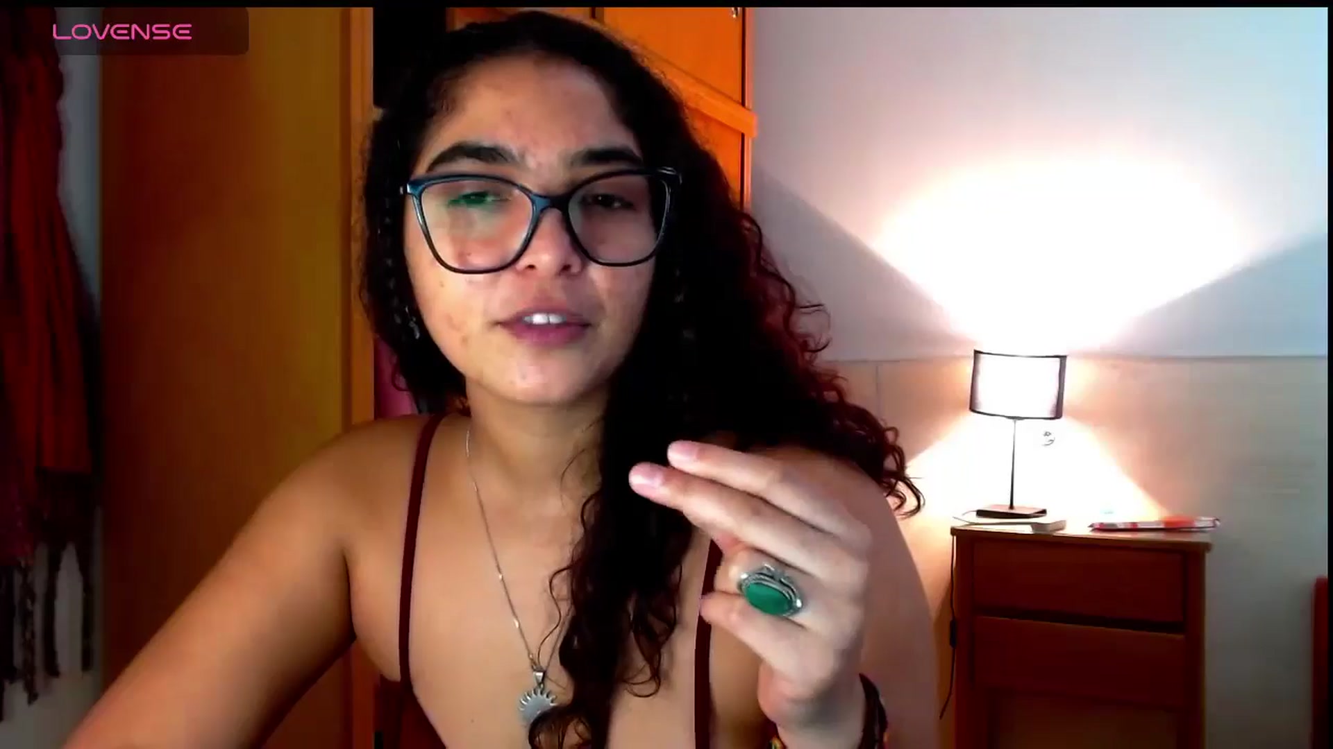 Gallery image thumbnail from Ariagaleo's myfreecams stream on, 04/16/2025, 16:38 image 12 of 20