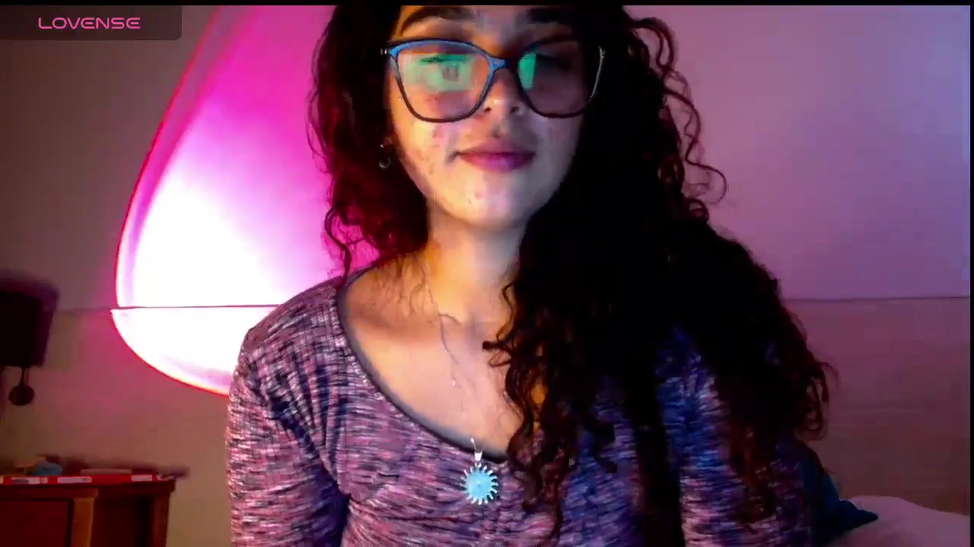 Gallery image thumbnail from Ariagaleo's myfreecams stream on, 04/18/2025, 21:32 image 3 of 20