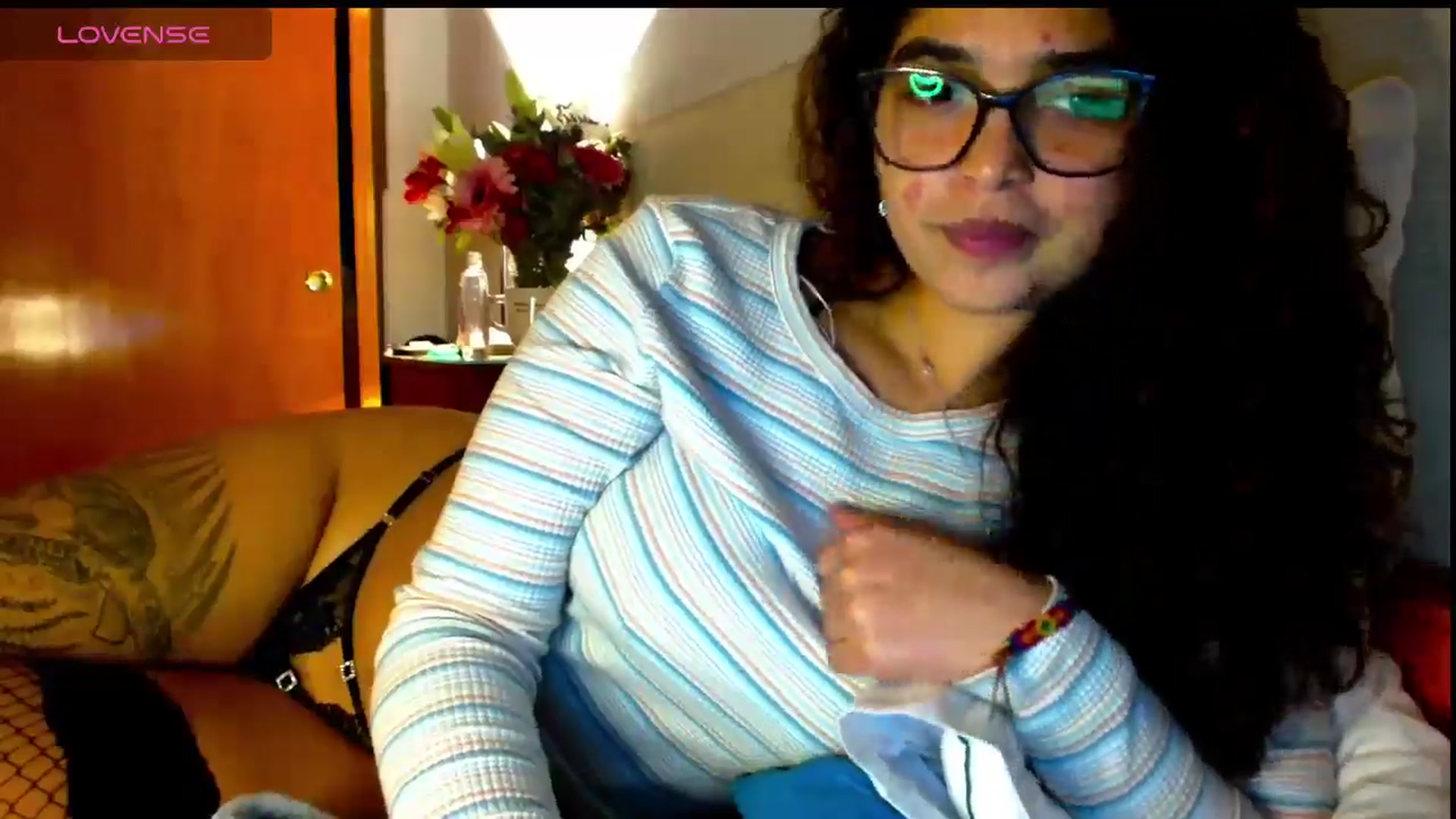 Gallery image thumbnail from Ariagaleo's myfreecams stream on, 04/27/2025, 05:26 image 4 of 20