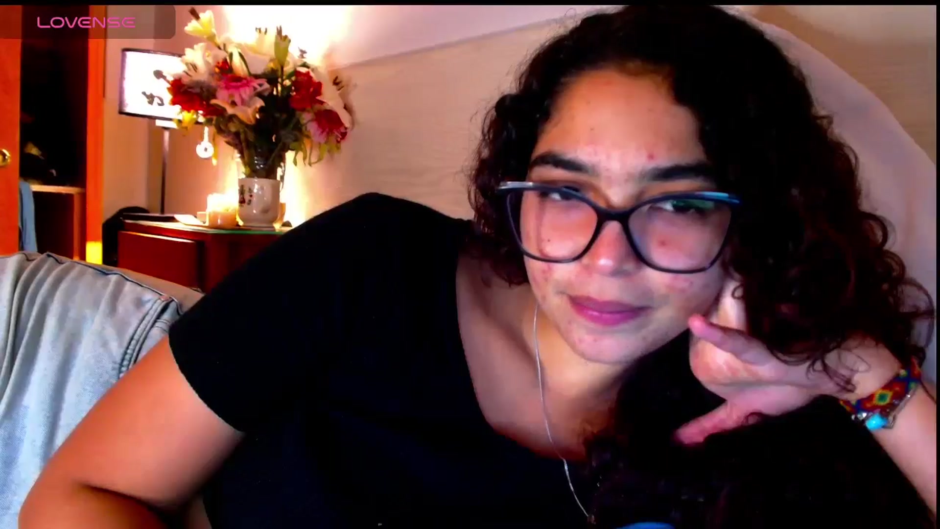 Gallery image thumbnail from Ariagaleo's myfreecams stream on, 04/29/2025, 20:19 image 11 of 20