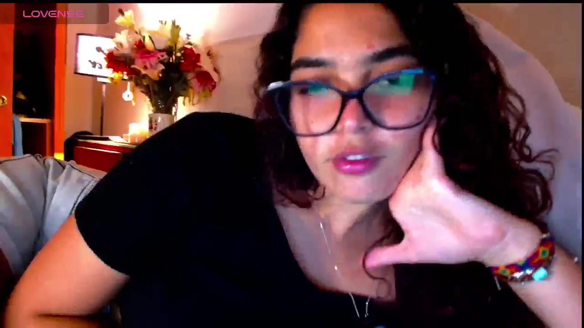 Gallery image thumbnail from Ariagaleo's myfreecams stream on, 04/29/2025, 20:19 image 5 of 20
