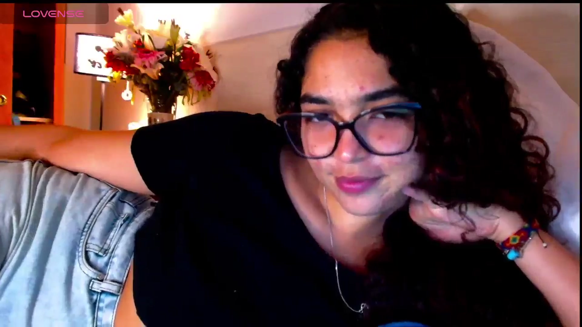 Gallery image thumbnail from Ariagaleo's myfreecams stream on, 04/29/2025, 20:19 image 10 of 20