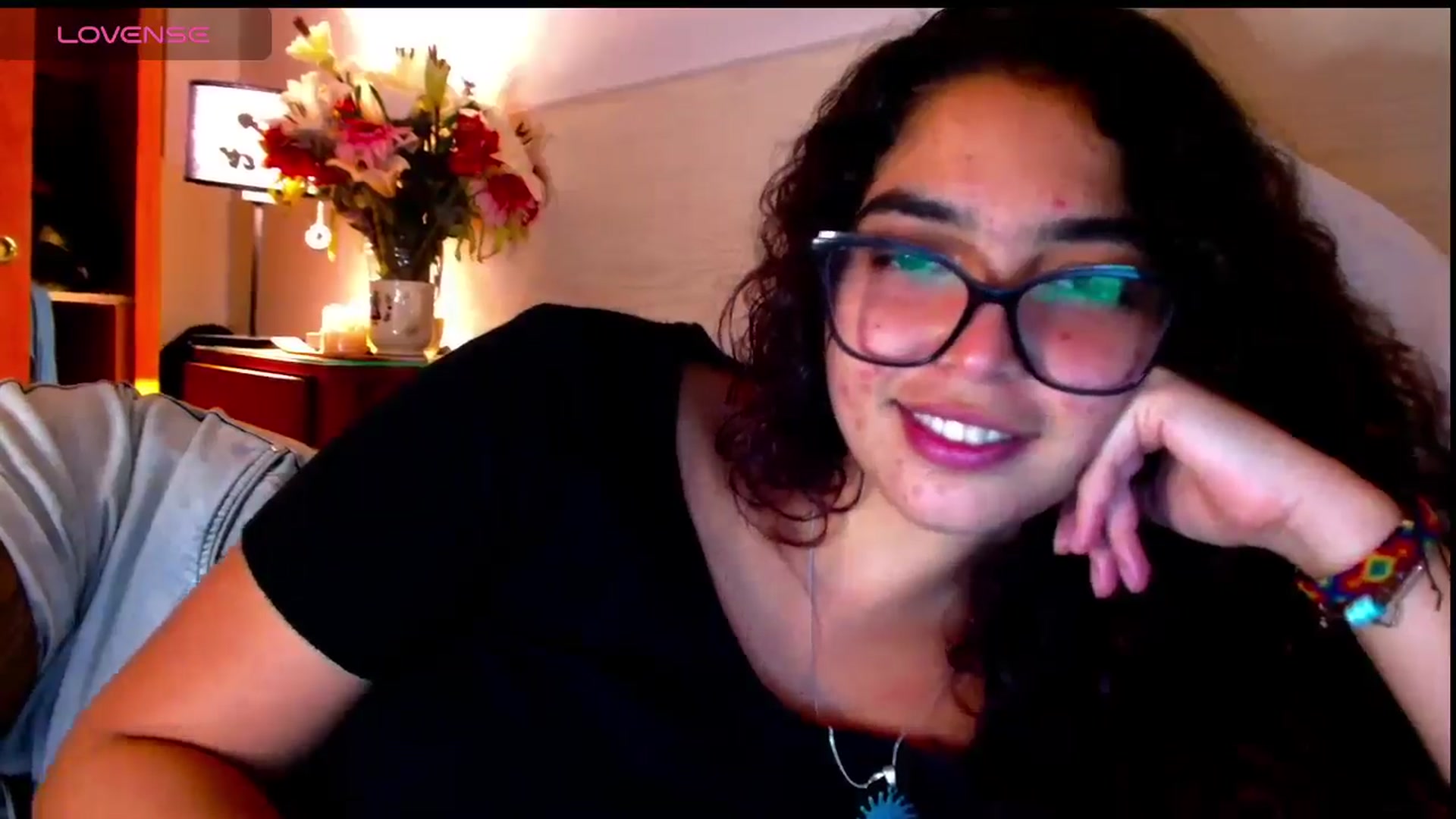 Gallery image thumbnail from Ariagaleo's myfreecams stream on, 04/29/2025, 20:19 image 4 of 20