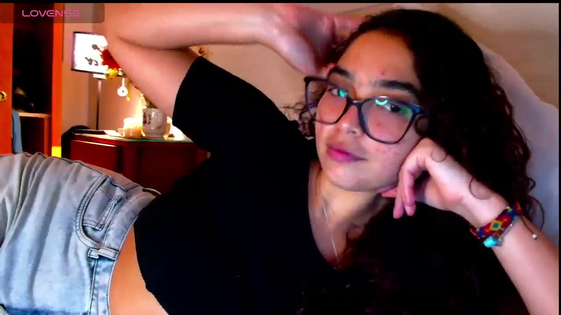 Gallery image thumbnail from Ariagaleo's myfreecams stream on, 04/29/2025, 20:19 image 7 of 20