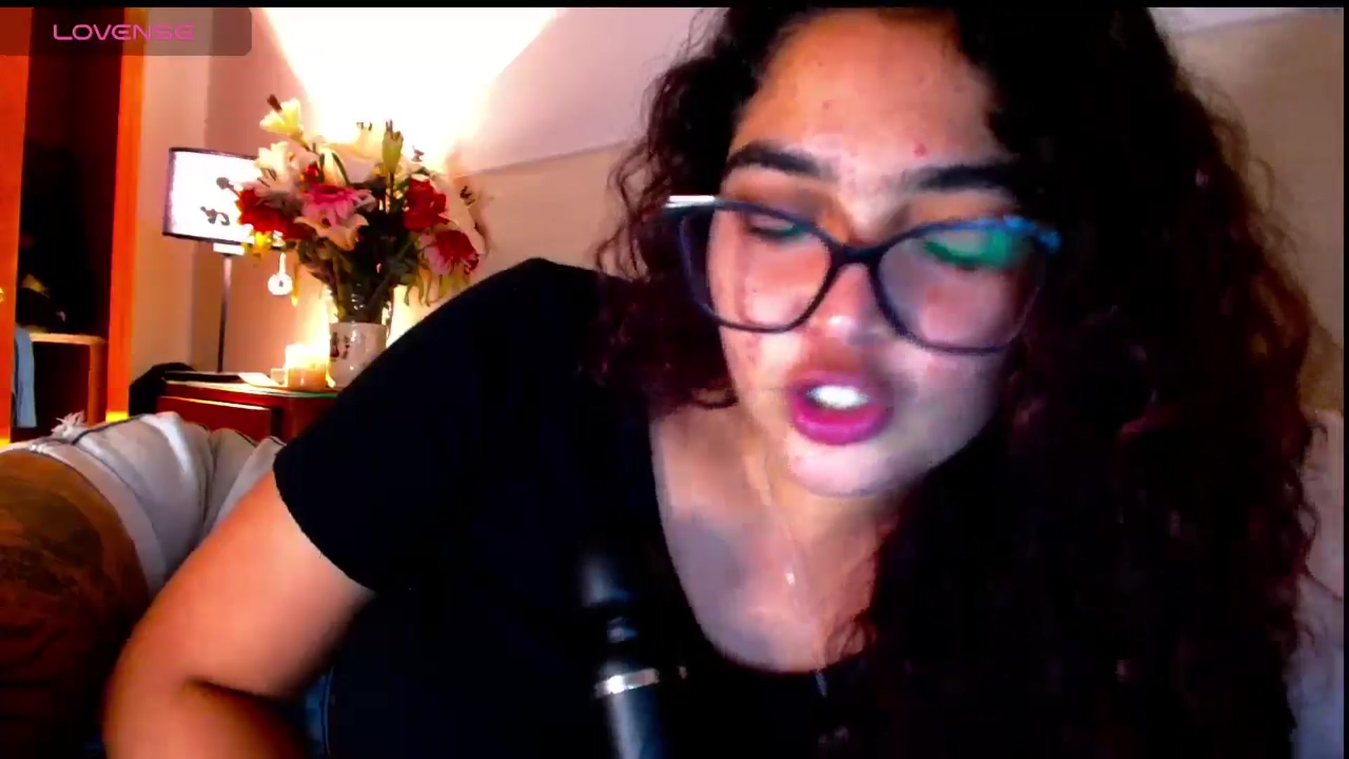 Gallery image thumbnail from Ariagaleo's myfreecams stream on, 04/29/2025, 20:19 image 19 of 20