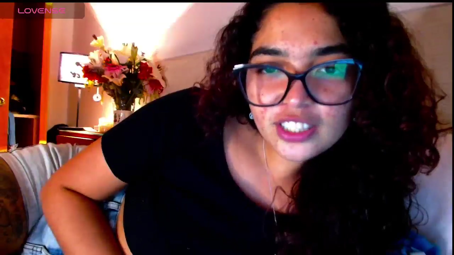 Gallery image thumbnail from Ariagaleo's myfreecams stream on, 04/29/2025, 20:19 image 17 of 20
