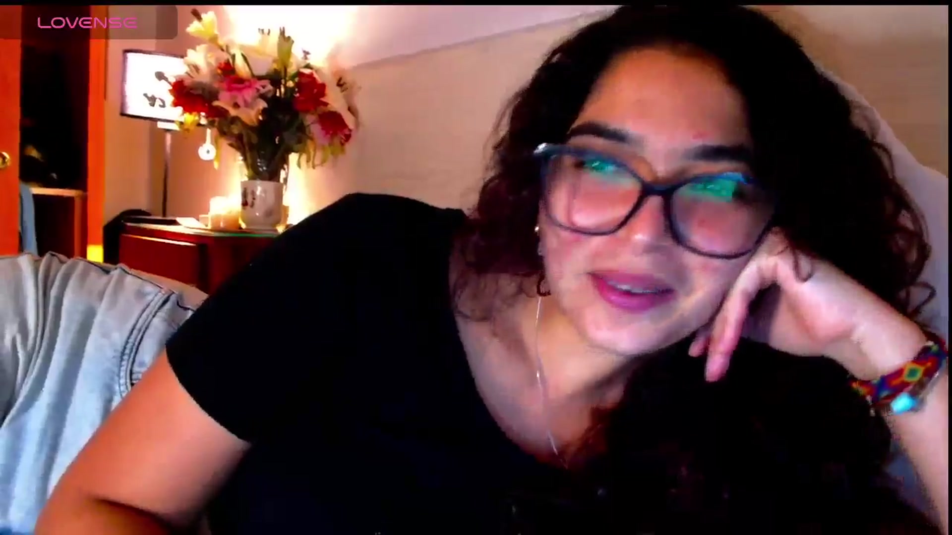 Gallery image thumbnail from Ariagaleo's myfreecams stream on, 04/29/2025, 20:19 image 8 of 20