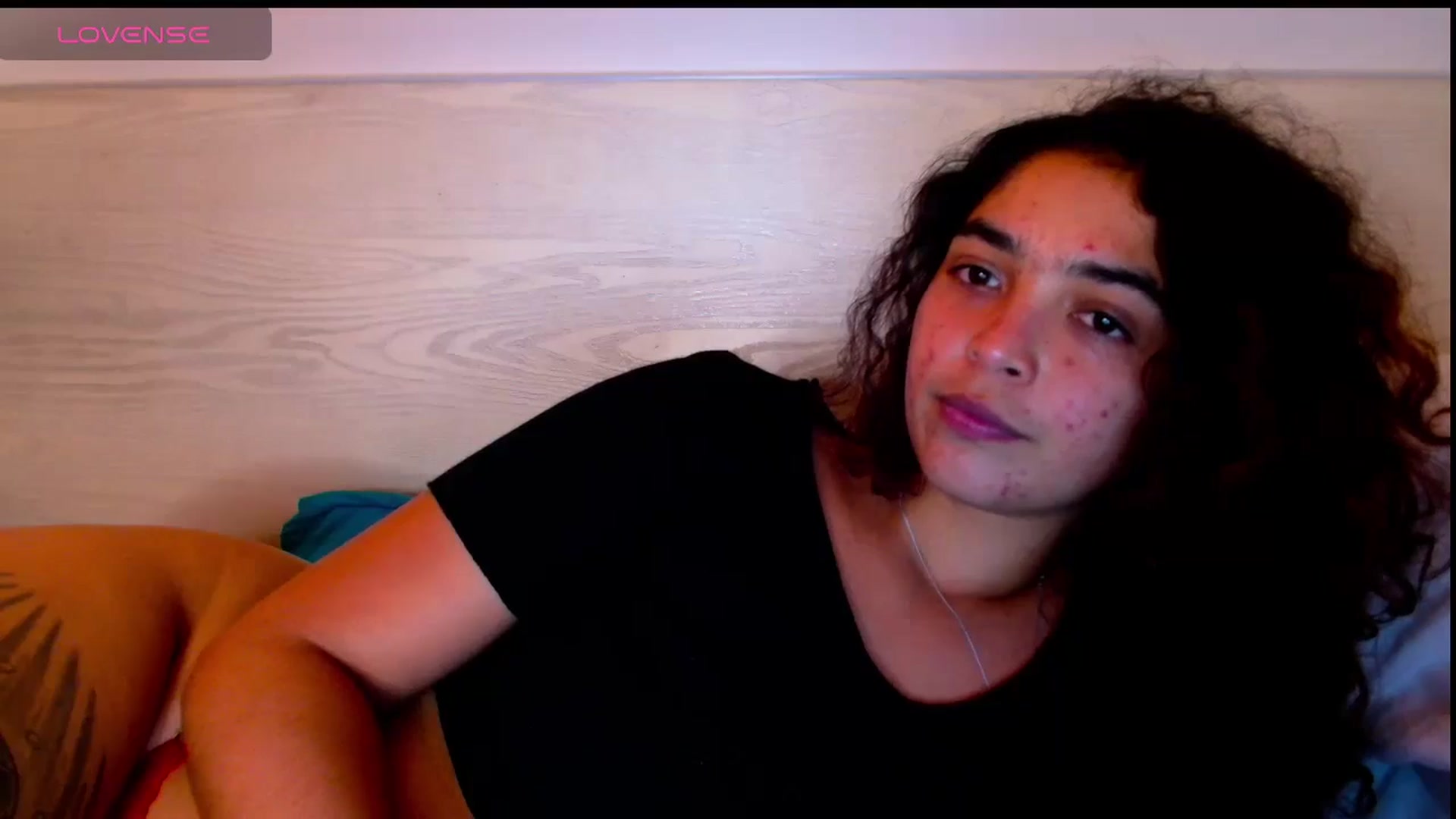 Gallery image thumbnail from Ariagaleo's myfreecams stream on, 04/30/2025, 24:16 image 8 of 20