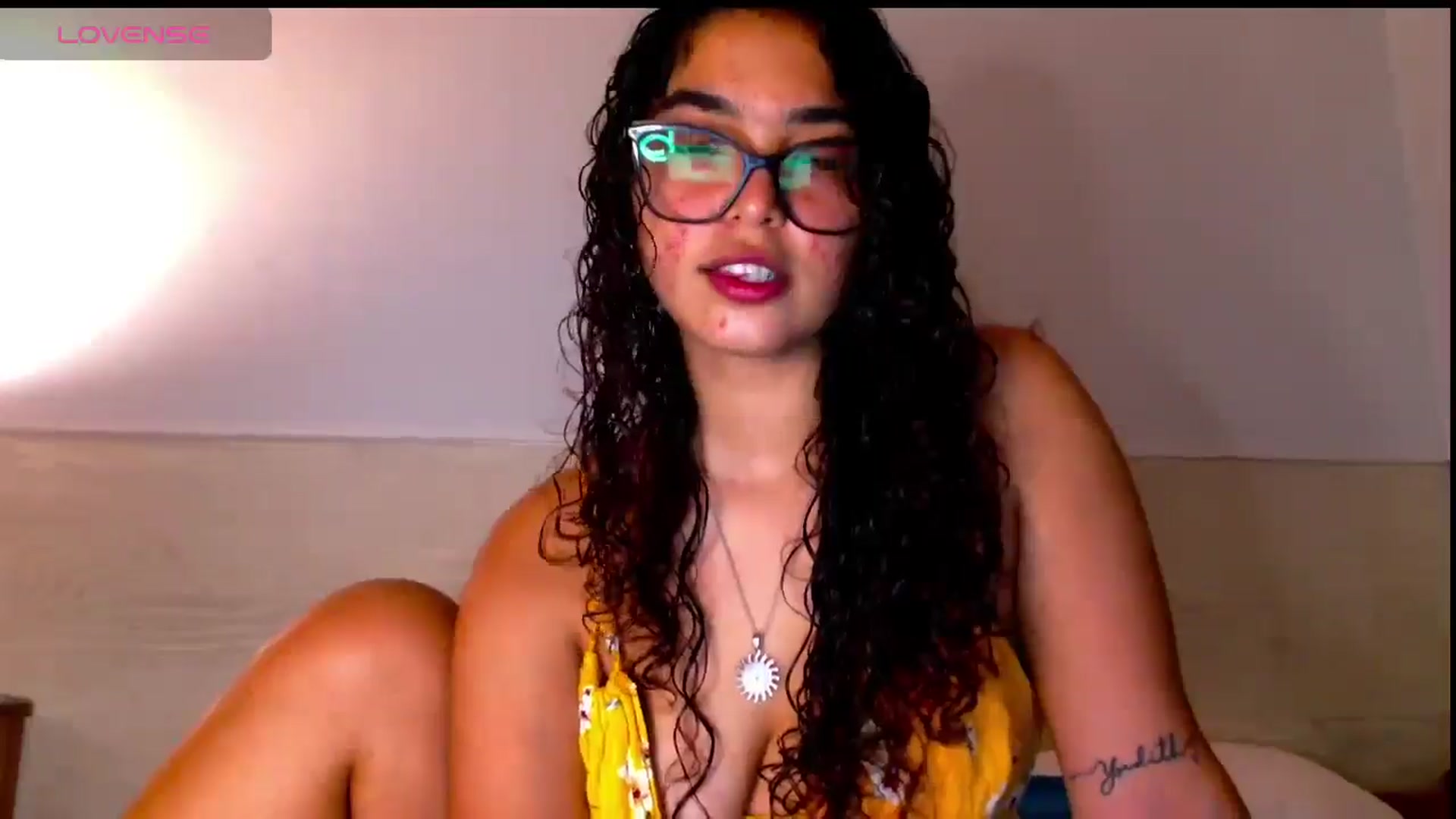 Gallery image thumbnail from Ariagaleo's myfreecams stream on, 05/08/2025, 20:05 image 5 of 20