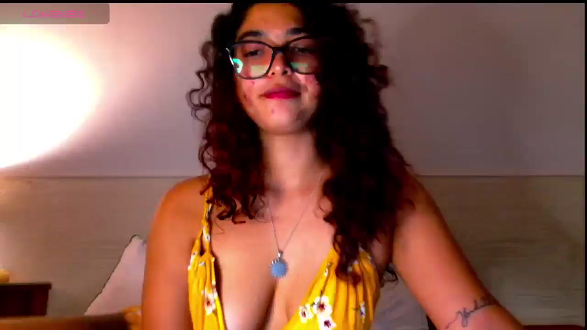 Gallery image thumbnail from Ariagaleo's myfreecams stream on, 05/08/2025, 22:12 image 7 of 20