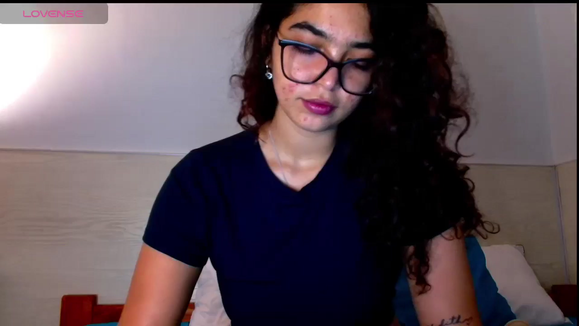 Gallery image thumbnail from Ariagaleo's myfreecams stream on, 05/09/2025, 19:31 image 1 of 20