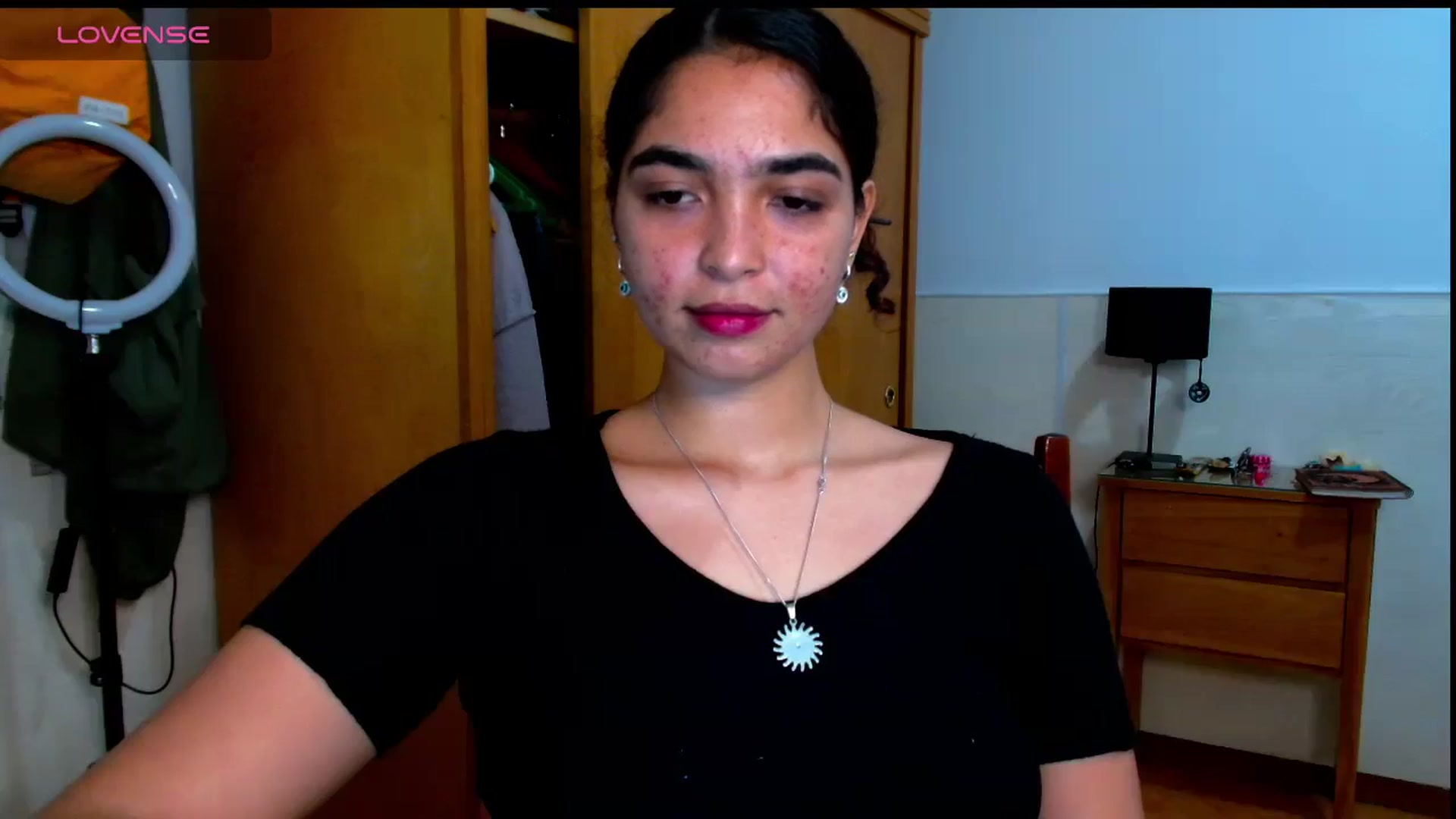 Gallery image thumbnail from Ariagaleo's myfreecams stream on, 05/15/2025, 24:00 image 19 of 20