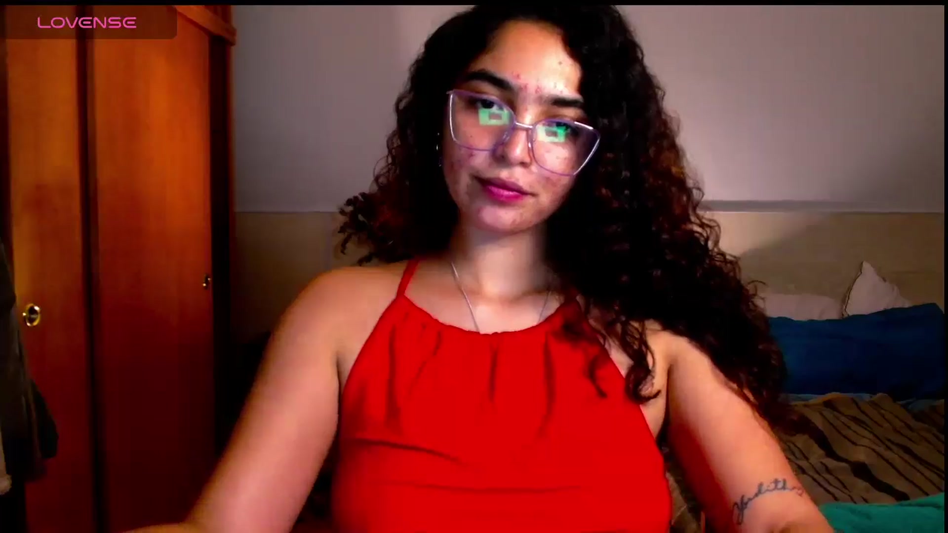 Gallery image thumbnail from Ariagaleo's myfreecams stream on, 06/02/2025, 22:40 image 18 of 20