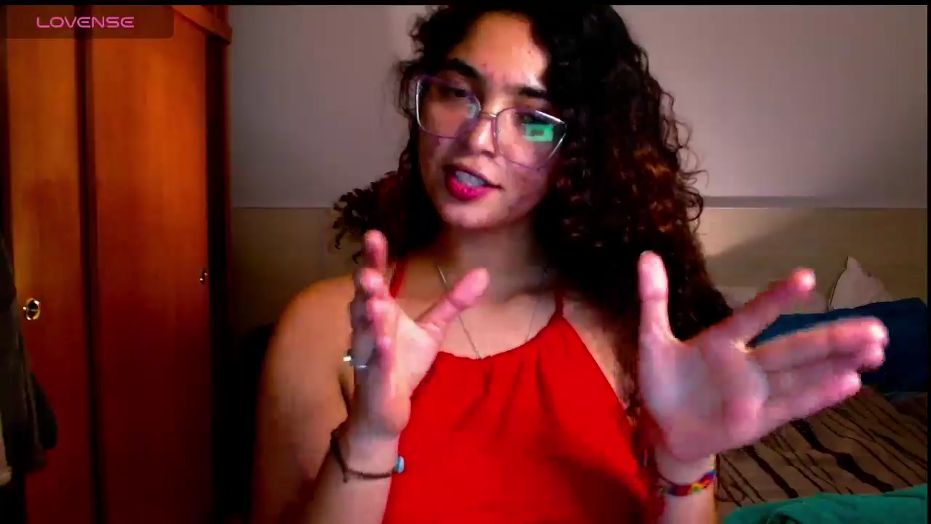 Gallery image thumbnail from Ariagaleo's myfreecams stream on, 06/02/2025, 22:40 image 14 of 20