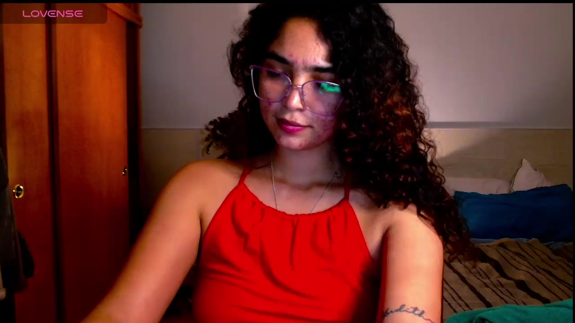 Gallery image thumbnail from Ariagaleo's myfreecams stream on, 06/02/2025, 22:40 image 16 of 20