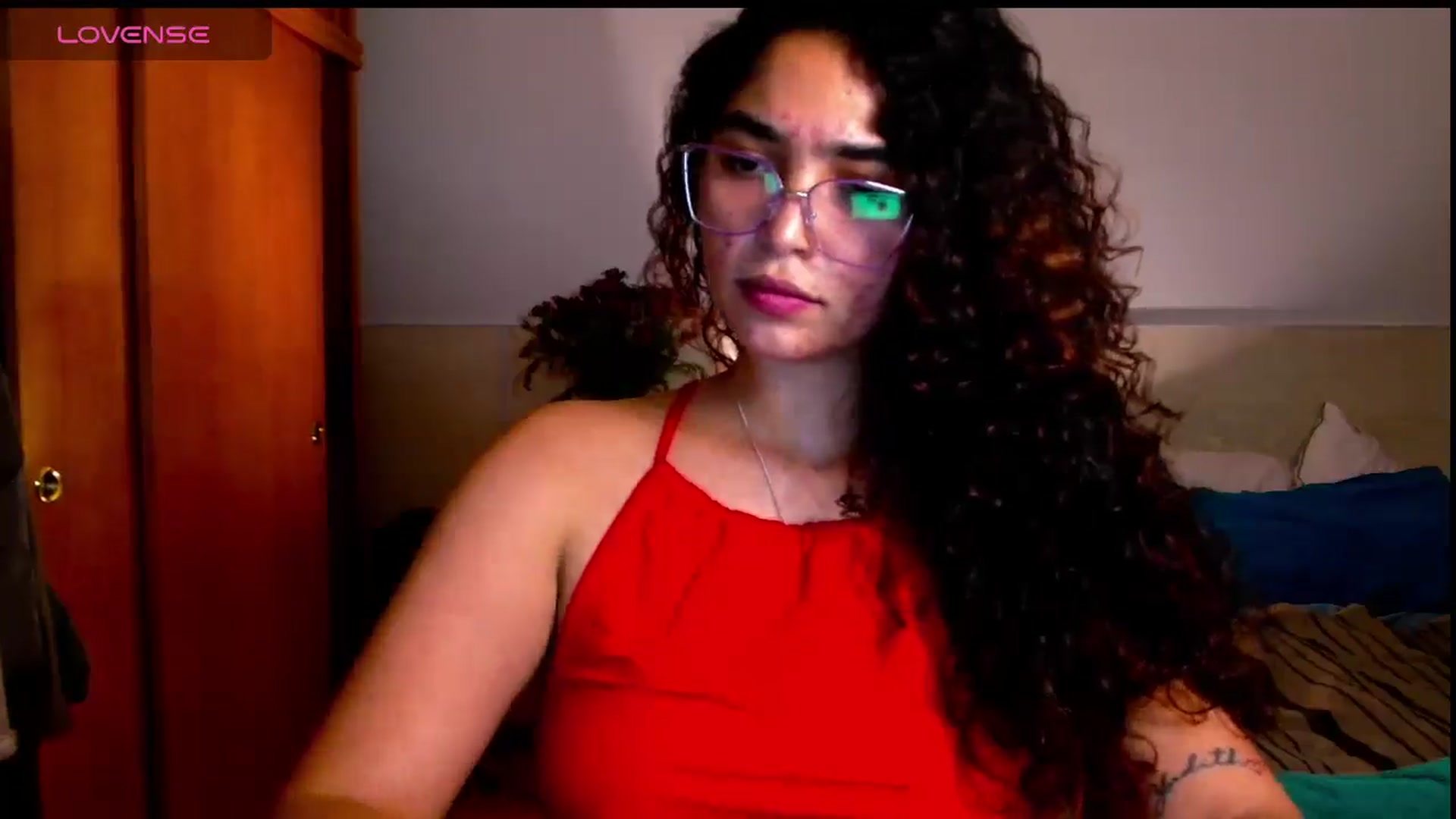 Gallery image thumbnail from Ariagaleo's myfreecams stream on, 06/02/2025, 22:40 image 17 of 20
