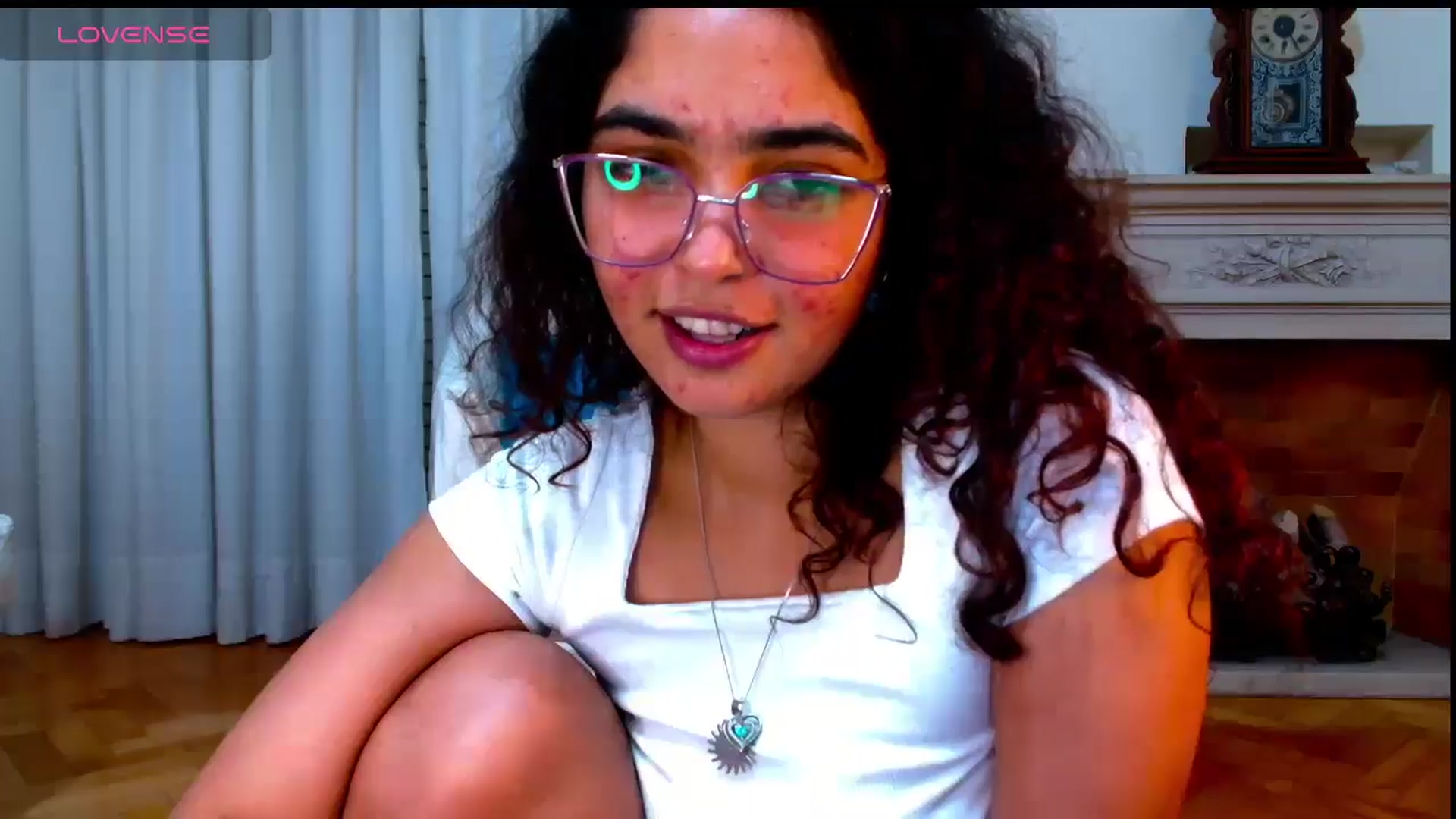 Gallery image thumbnail from Ariagaleo's myfreecams stream on, 06/05/2025, 21:54 image 18 of 20