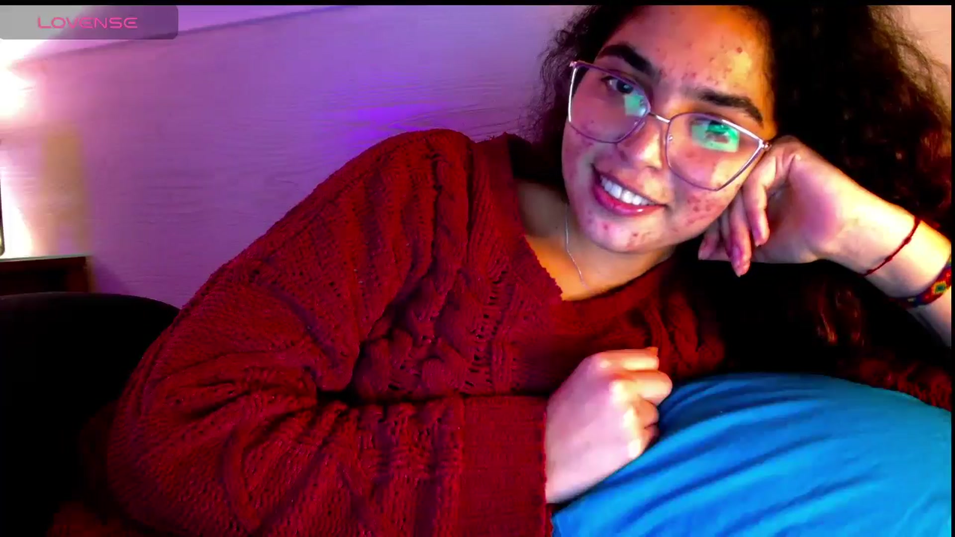 Gallery image thumbnail from Ariagaleo's myfreecams stream on, 06/12/2025, 23:43 image 12 of 20