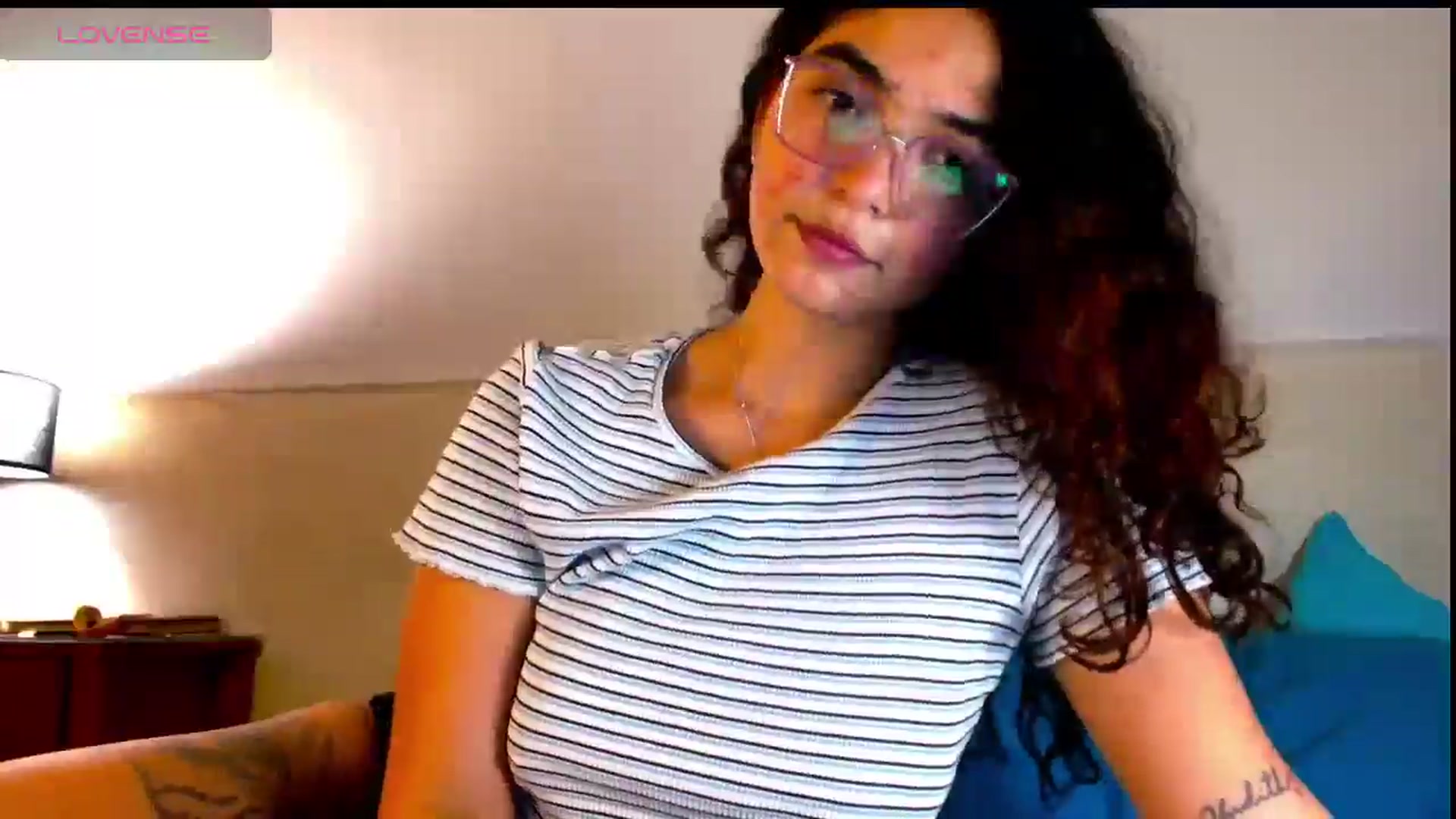 Gallery image thumbnail from Ariagaleo's myfreecams stream on, 06/15/2025, 20:45 image 15 of 20