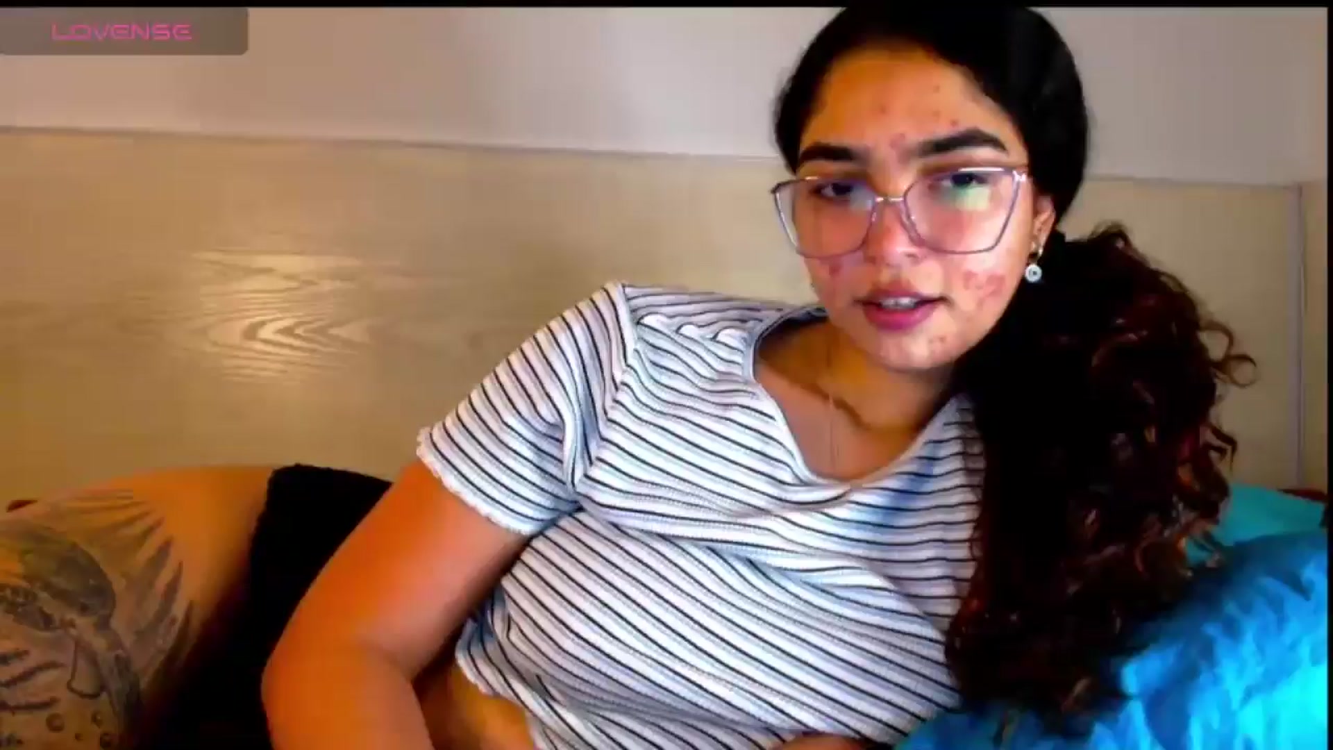 Gallery image thumbnail from Ariagaleo's myfreecams stream on, 06/15/2025, 21:06 image 1 of 20