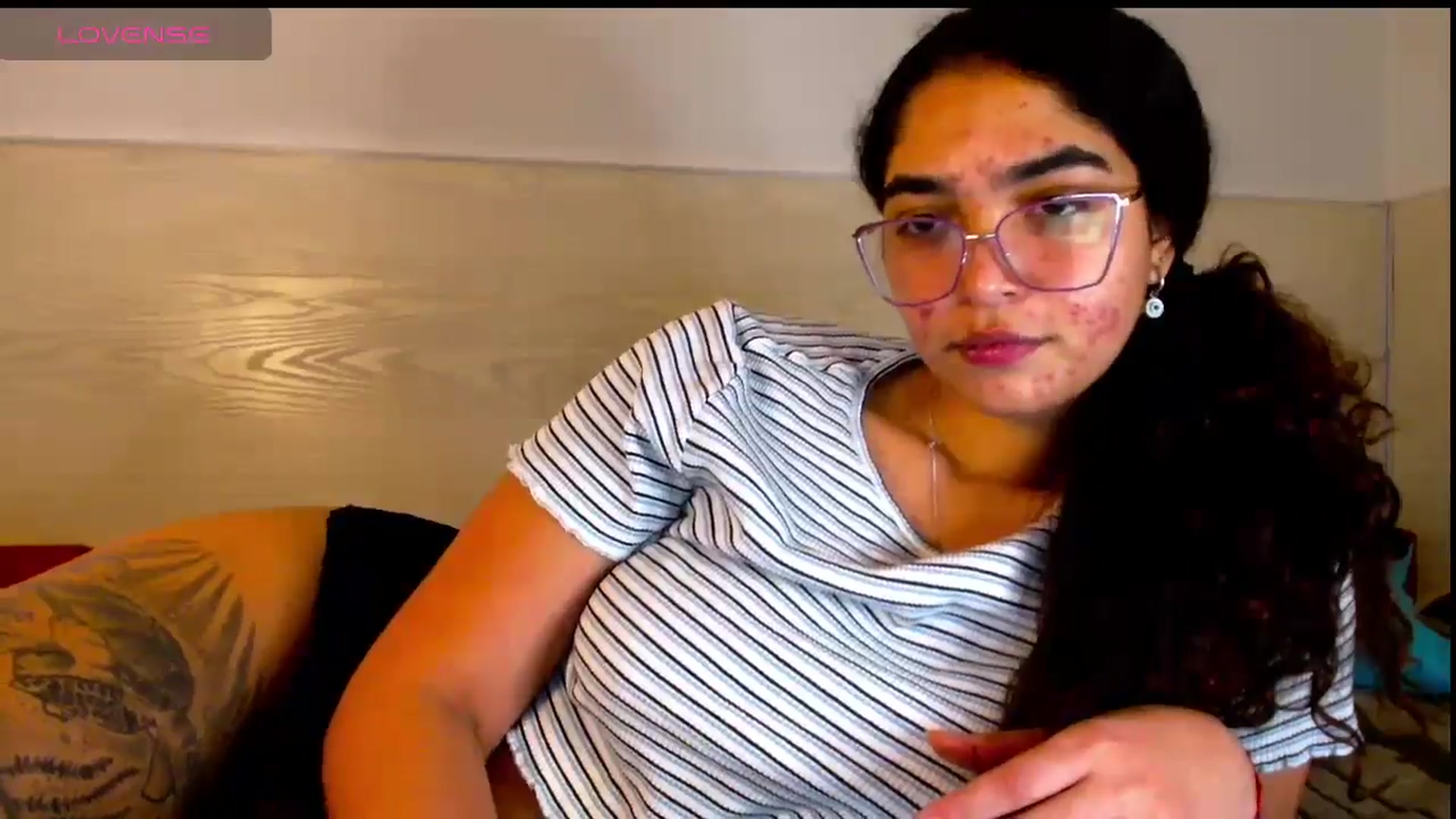 Gallery image thumbnail from Ariagaleo's myfreecams stream on, 06/15/2025, 21:06 image 18 of 20