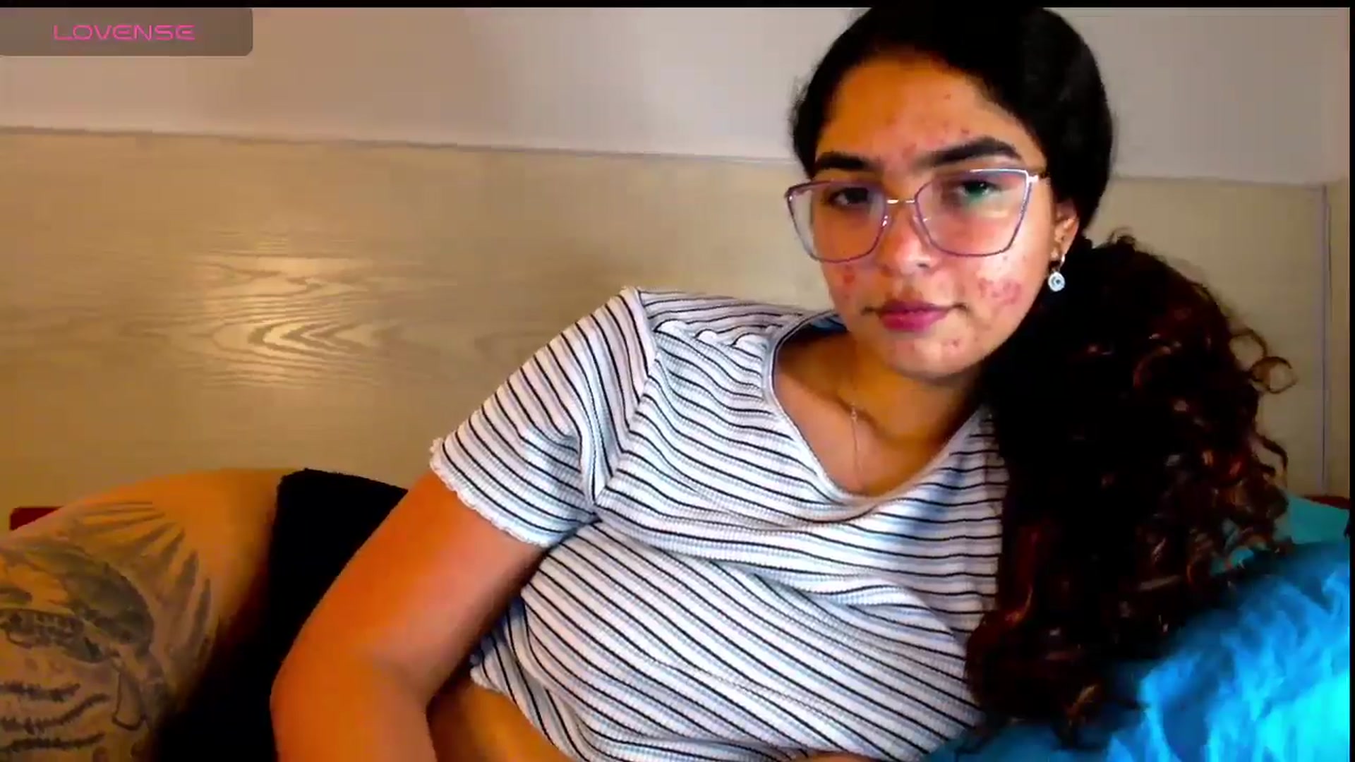 Gallery image thumbnail from Ariagaleo's myfreecams stream on, 06/15/2025, 21:06 image 5 of 20
