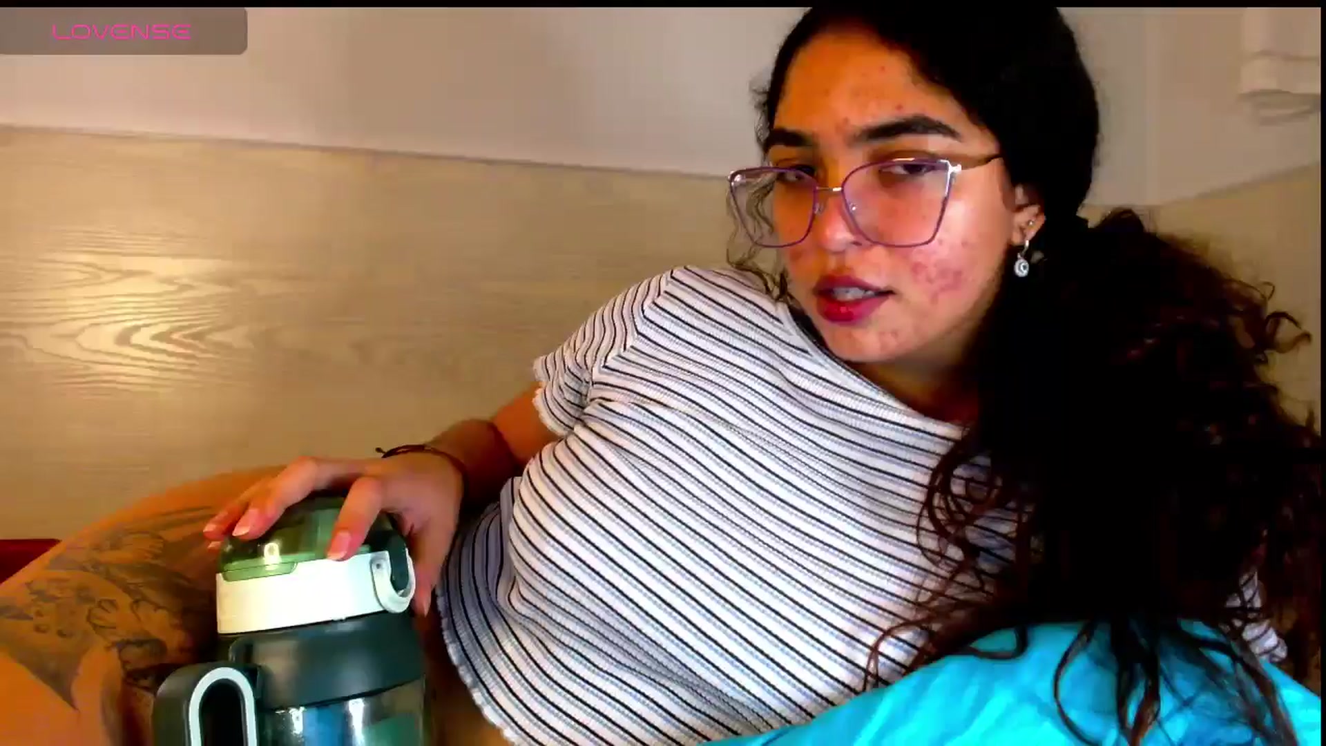 Gallery image thumbnail from Ariagaleo's myfreecams stream on, 06/15/2025, 23:15 image 1 of 20