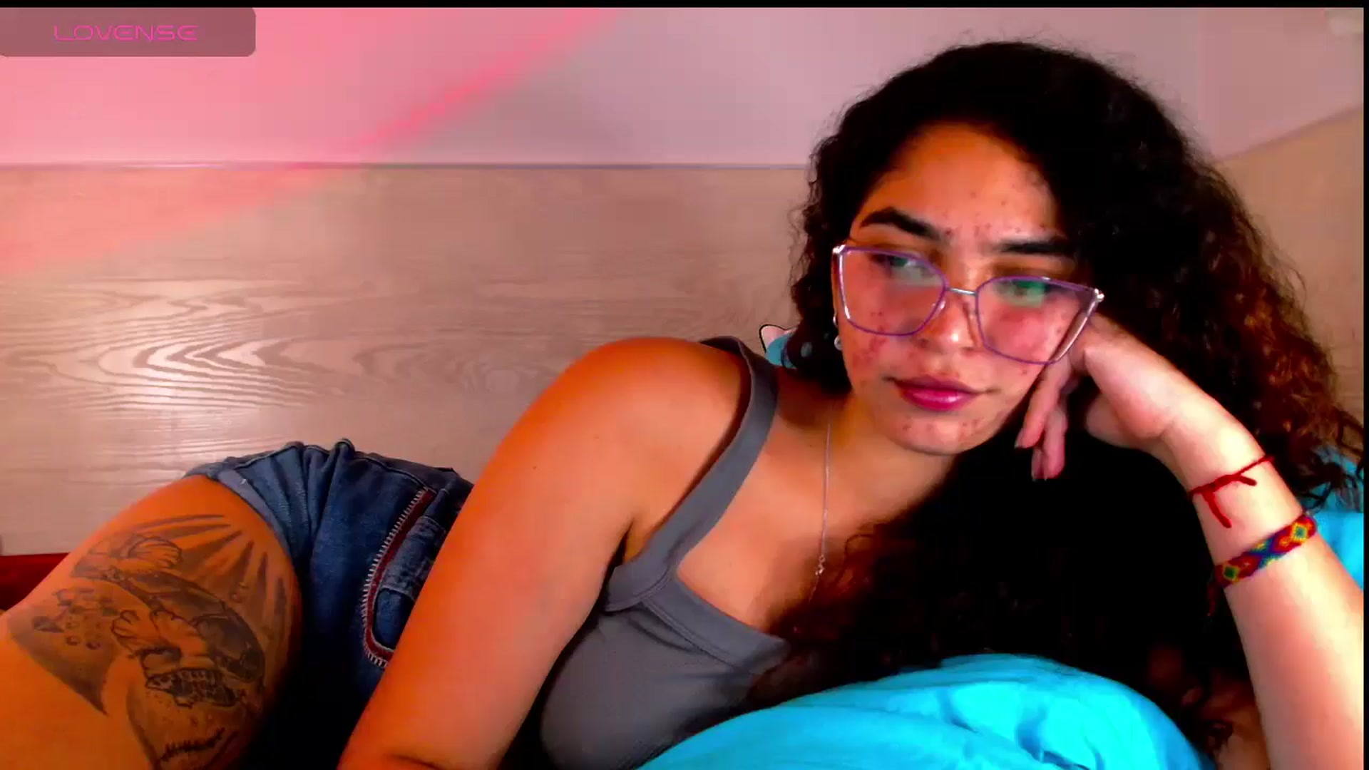 Gallery image thumbnail from Ariagaleo's myfreecams stream on, 06/20/2025, 24:58 image 1 of 20