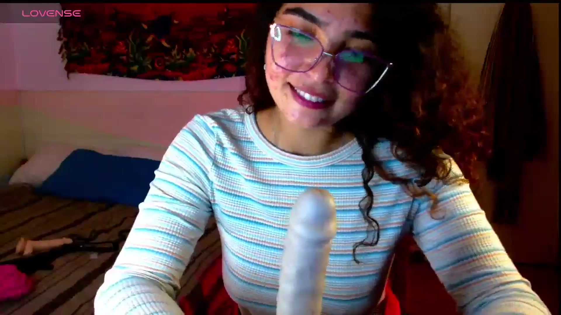Gallery image thumbnail from Ariagaleo's myfreecams stream on, 07/10/2025, 24:20 image 13 of 20