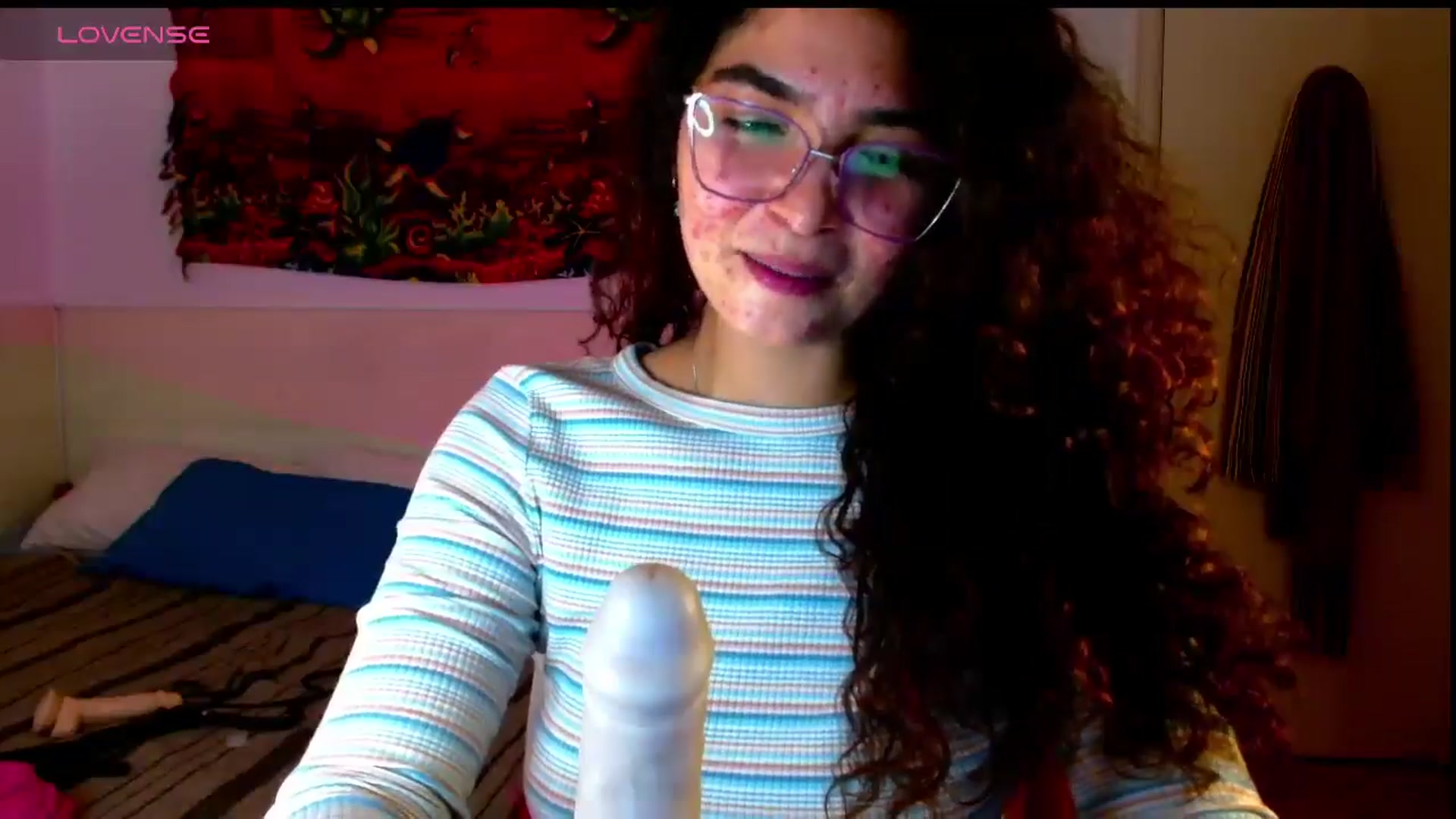 Gallery image thumbnail from Ariagaleo's myfreecams stream on, 07/10/2025, 24:20 image 18 of 20