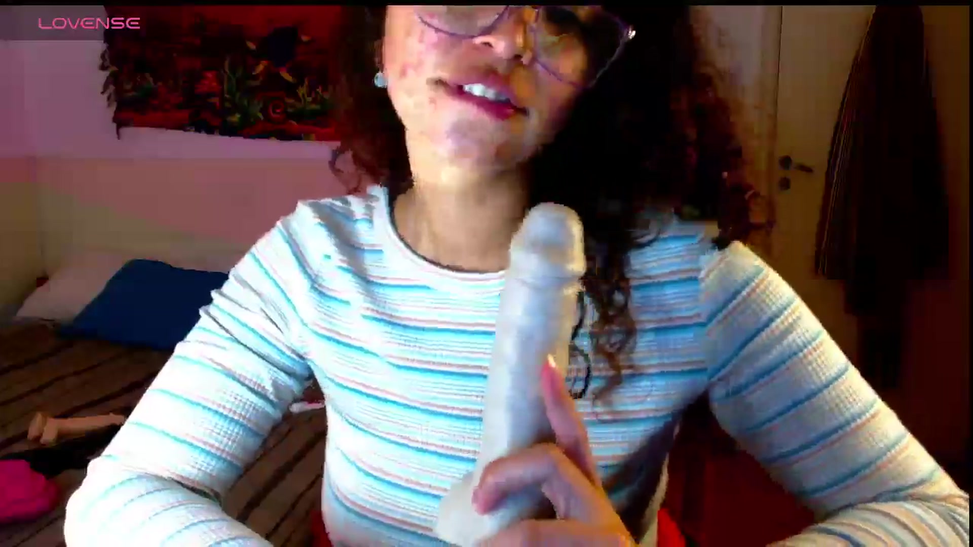 Gallery image thumbnail from Ariagaleo's myfreecams stream on, 07/10/2025, 24:20 image 14 of 20