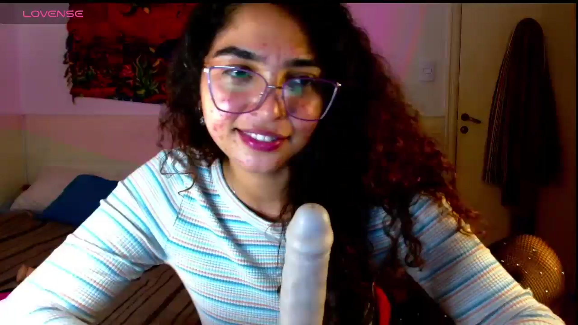 Gallery image thumbnail from Ariagaleo's myfreecams stream on, 07/10/2025, 24:20 image 1 of 20