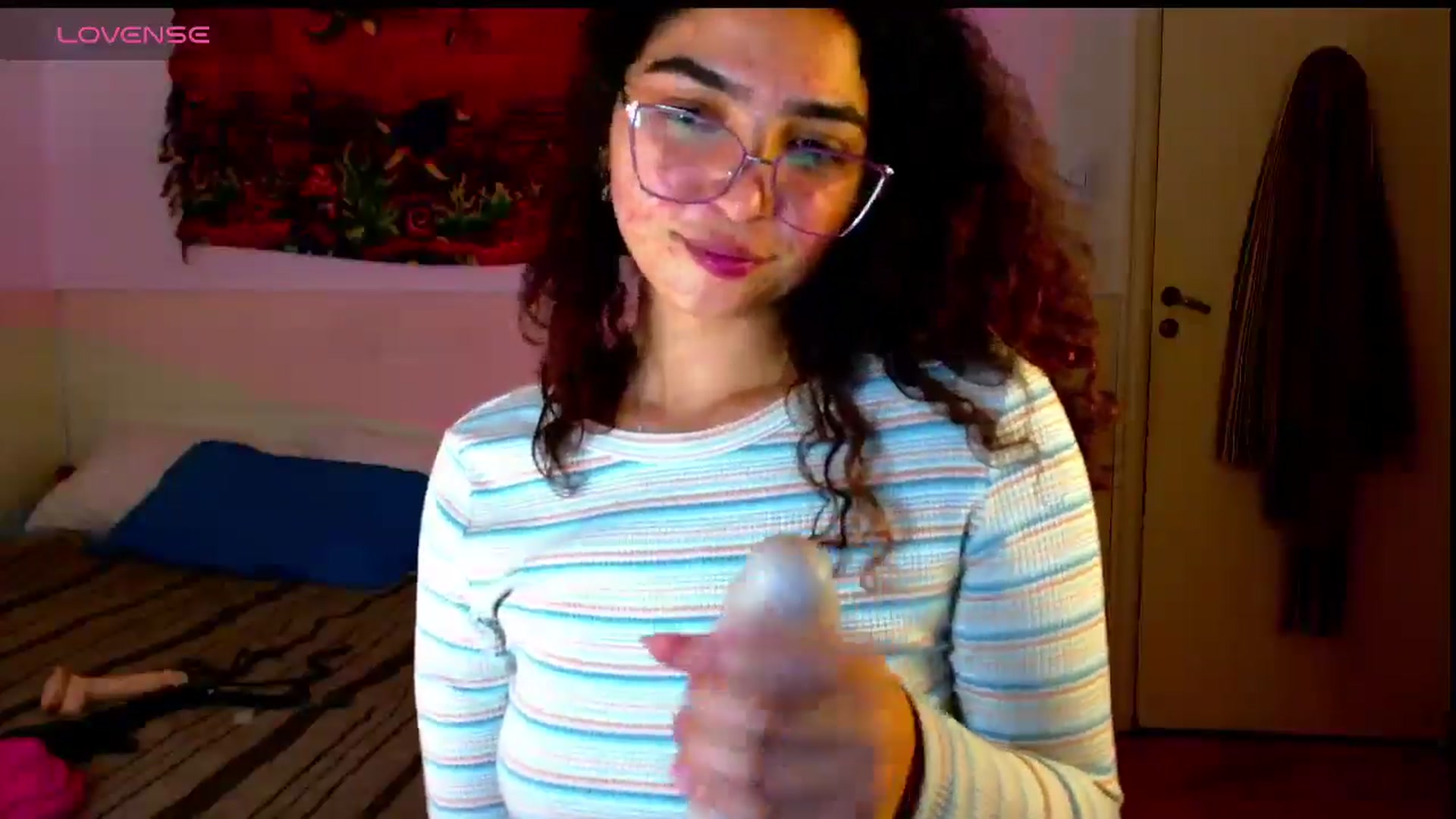 Gallery image thumbnail from Ariagaleo's myfreecams stream on, 07/10/2025, 24:20 image 11 of 20