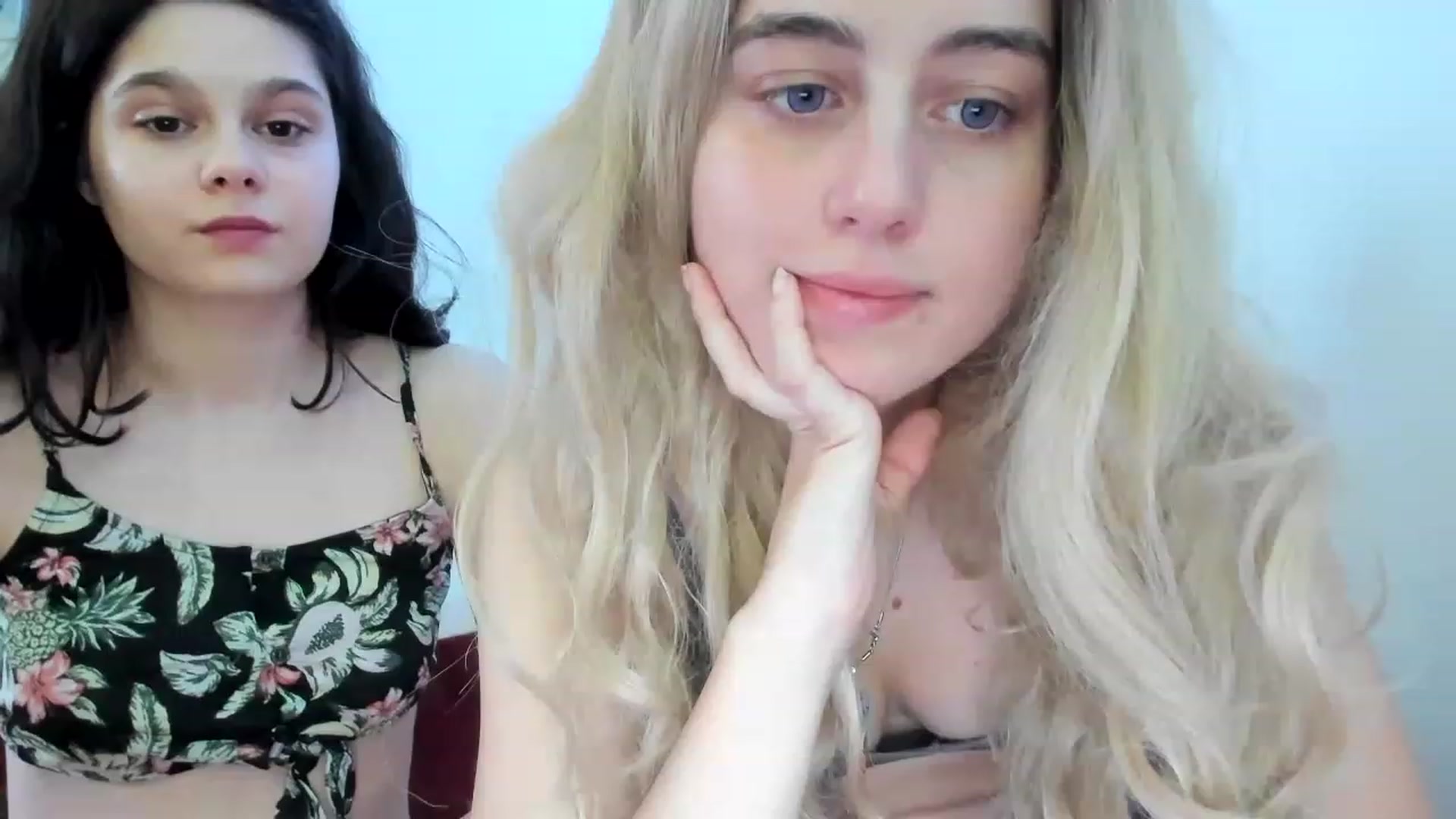 Gallery image thumbnail from AriahKiss's myfreecams stream on, 02/25/2023, 15:44 image 15 of 20
