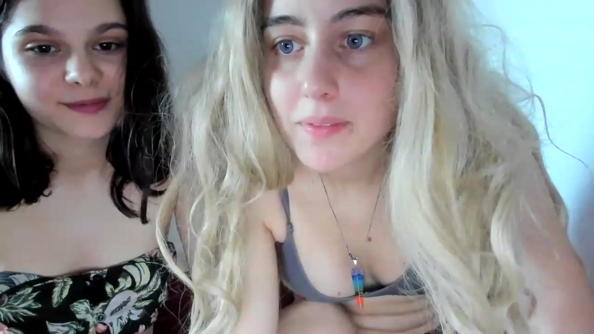 Gallery image thumbnail from AriahKiss's myfreecams stream on, 02/25/2023, 15:44 image 6 of 20