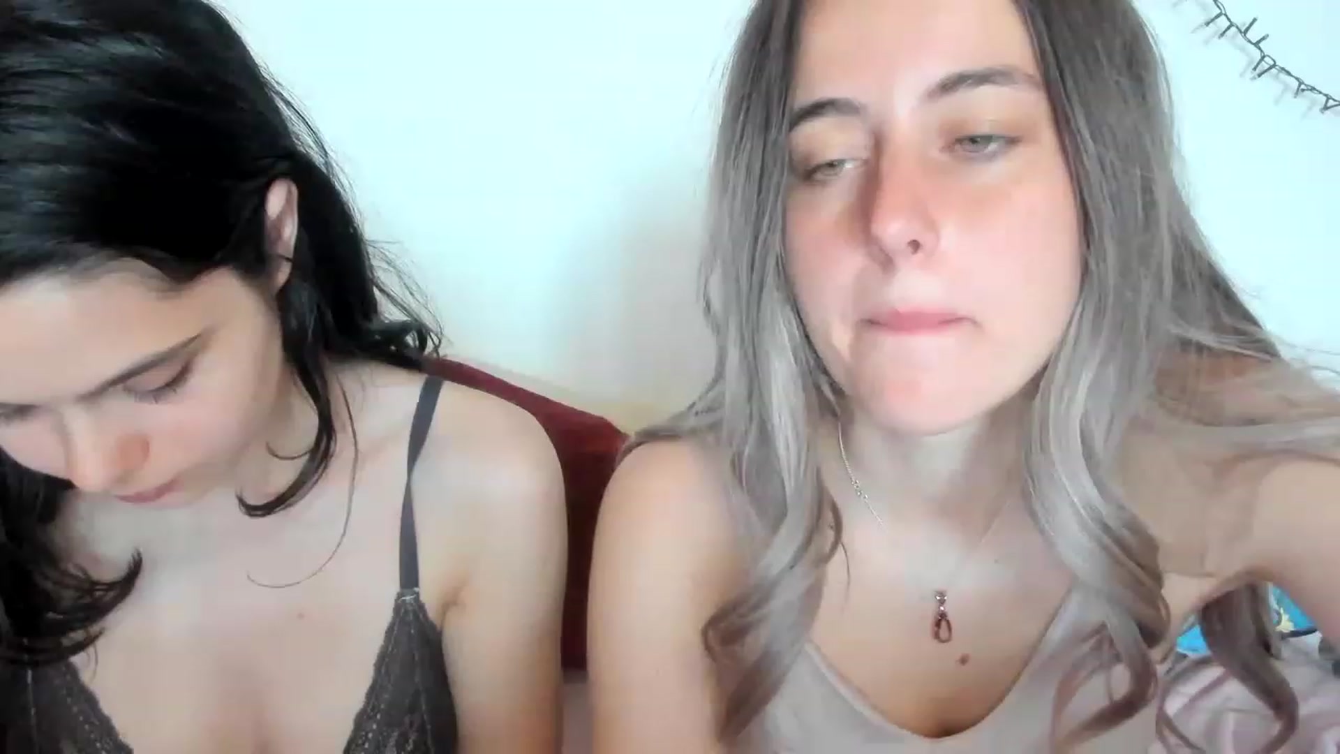 Gallery image thumbnail from AriahKiss's myfreecams stream on, 03/16/2023, 08:58 image 17 of 20