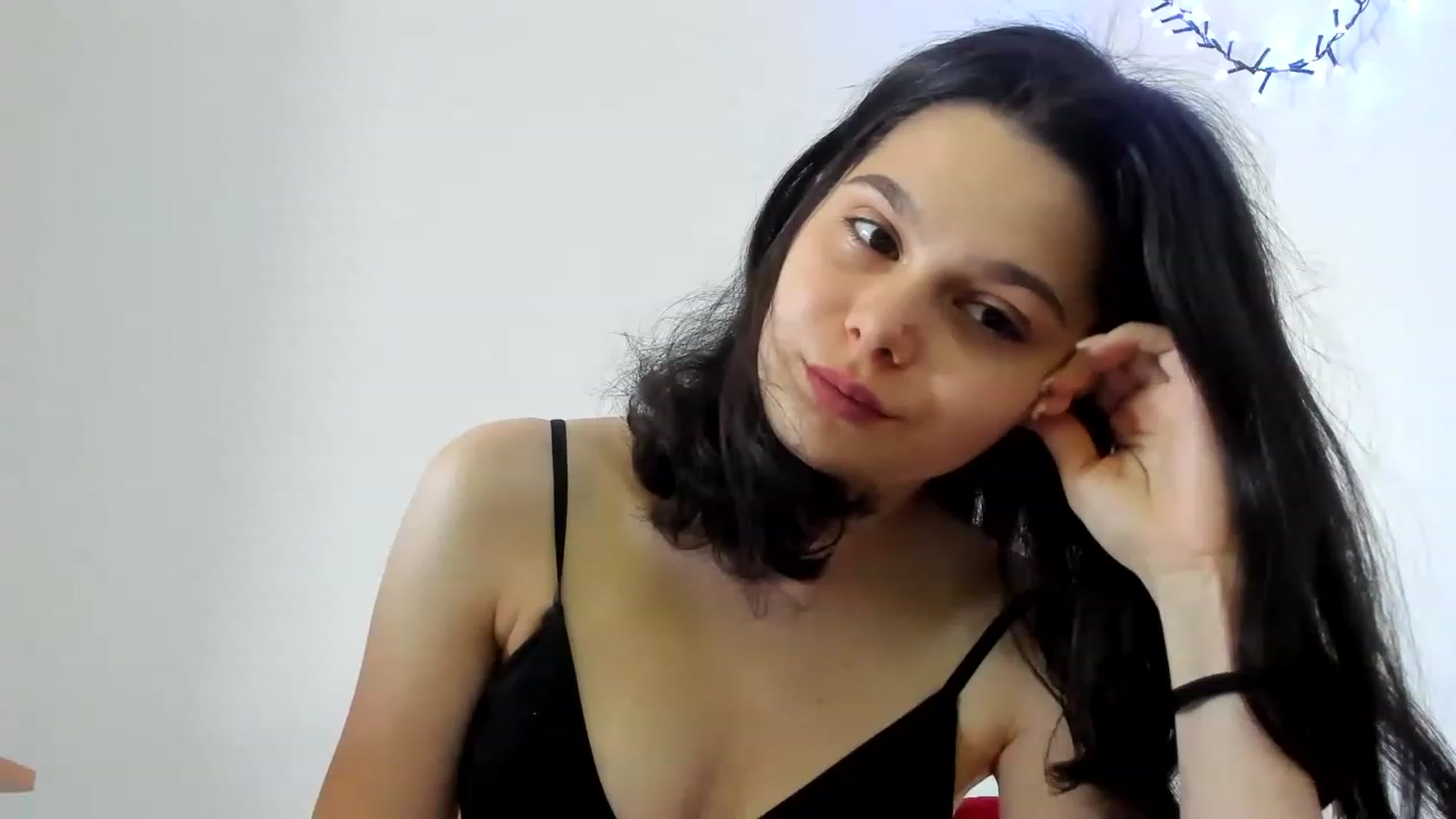 Gallery image thumbnail from AriahKiss's myfreecams stream on, 03/18/2023, 08:59 image 1 of 20