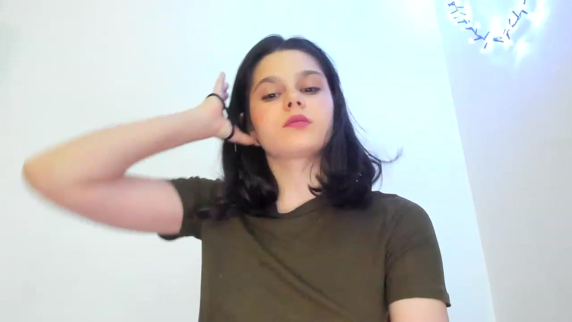Gallery image thumbnail from AriahKiss's myfreecams stream on, 03/21/2023, 18:16 image 6 of 20