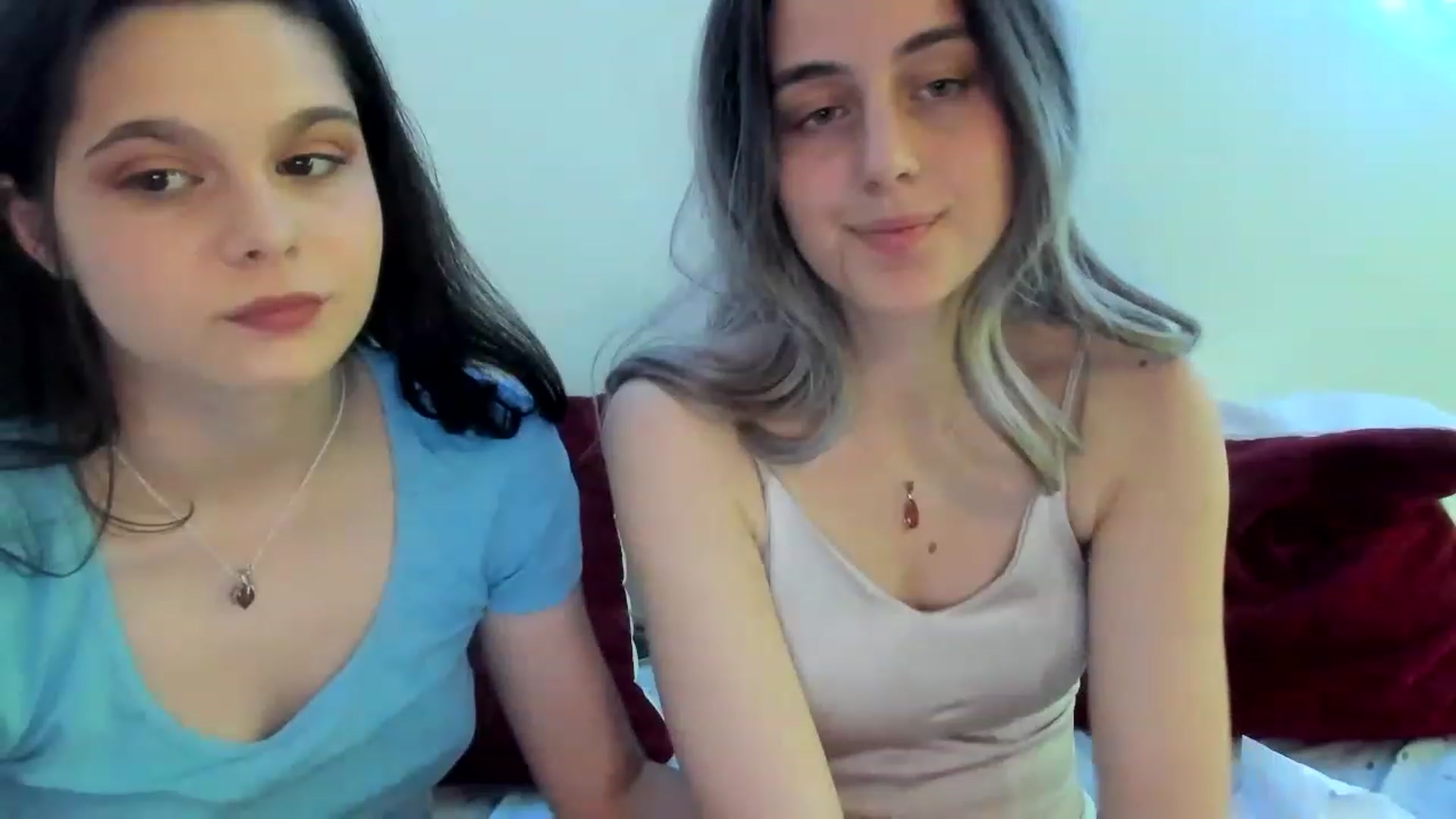 Gallery image thumbnail from AriahKiss's myfreecams stream on, 03/25/2023, 20:41 image 6 of 20