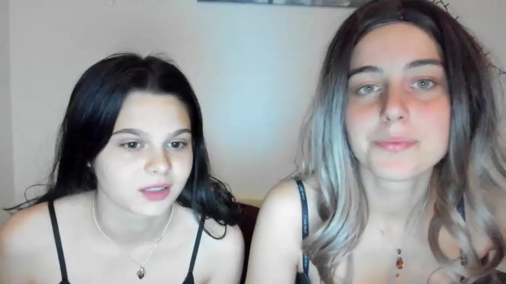 Gallery image thumbnail from AriahKiss's myfreecams stream on, 03/28/2023, 17:06 image 1 of 20