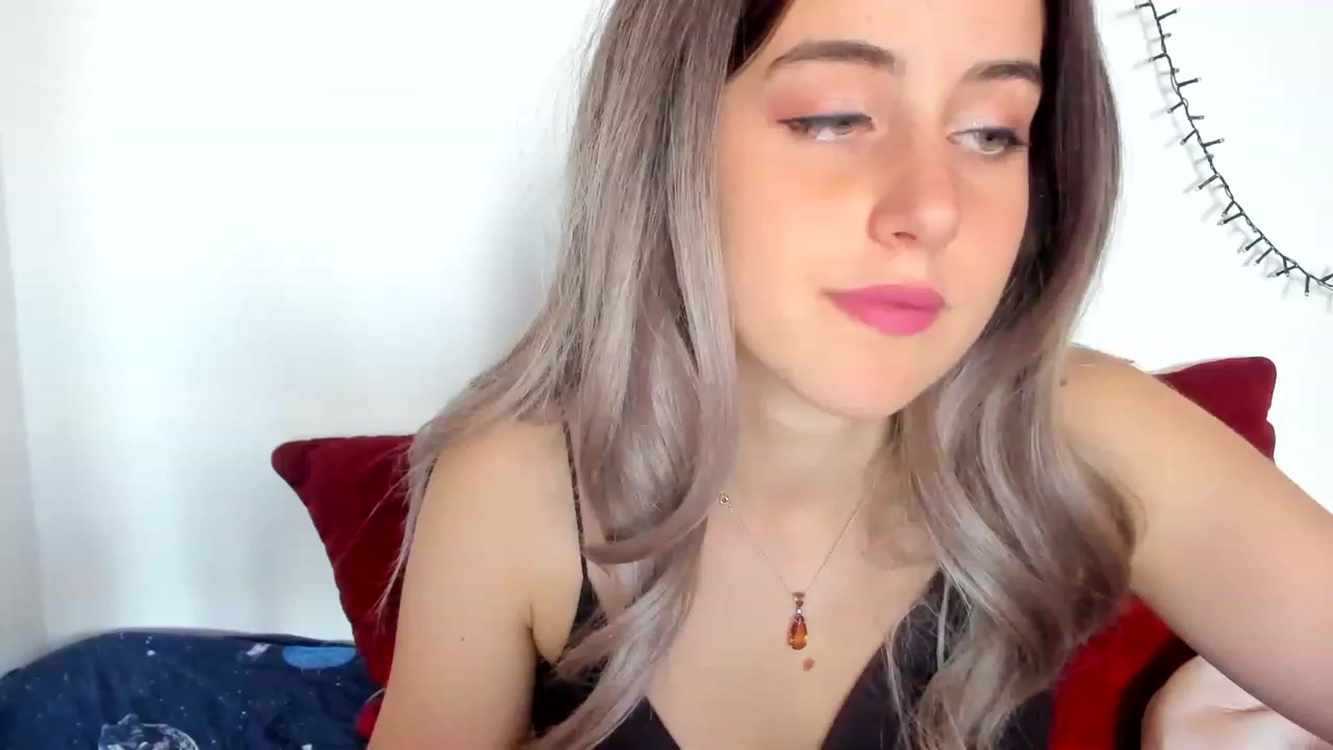 Gallery image thumbnail from AriahKiss's myfreecams stream on, 04/06/2023, 15:29 image 10 of 20
