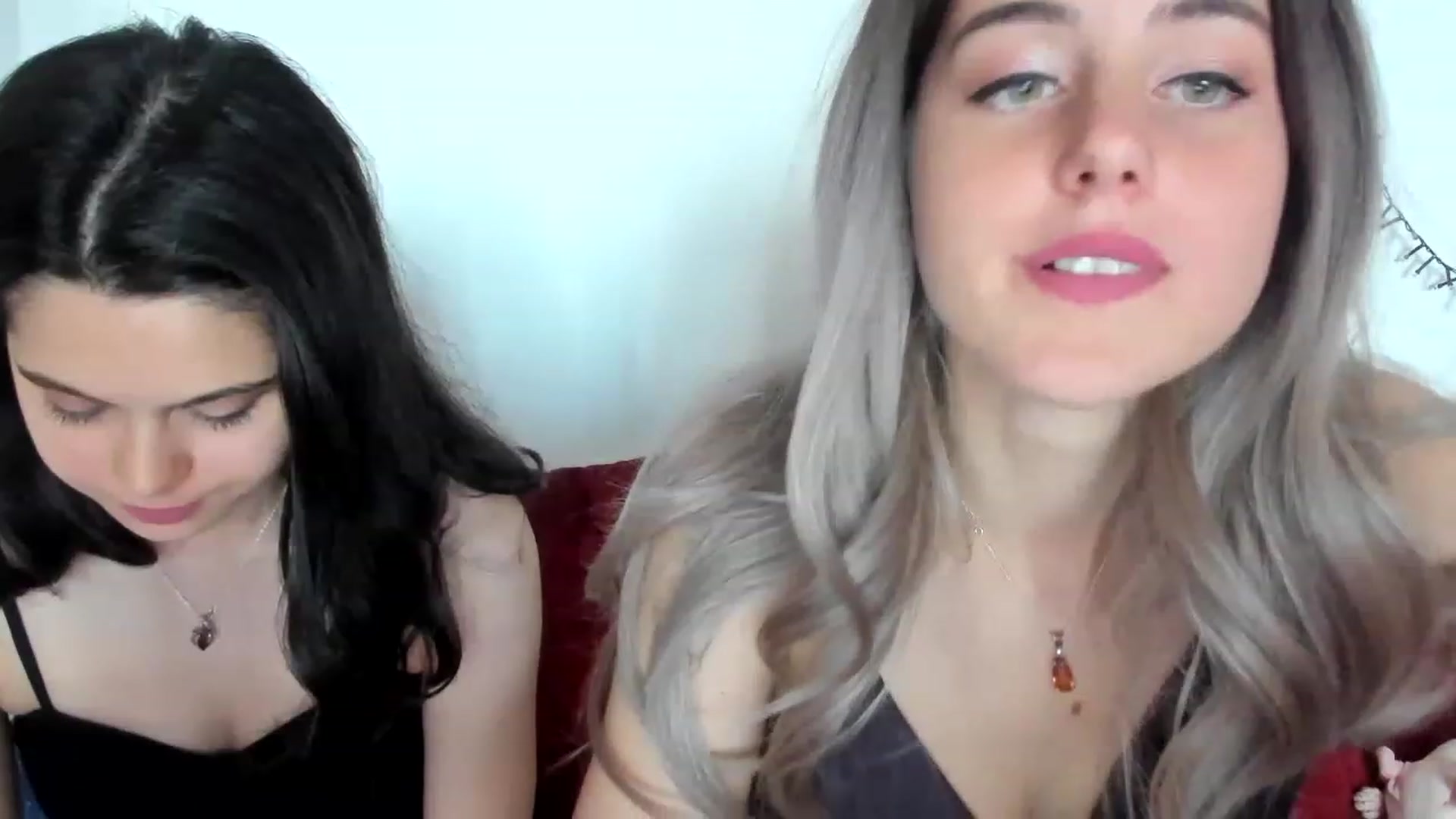 Gallery image thumbnail from AriahKiss's myfreecams stream on, 04/06/2023, 15:29 image 18 of 20