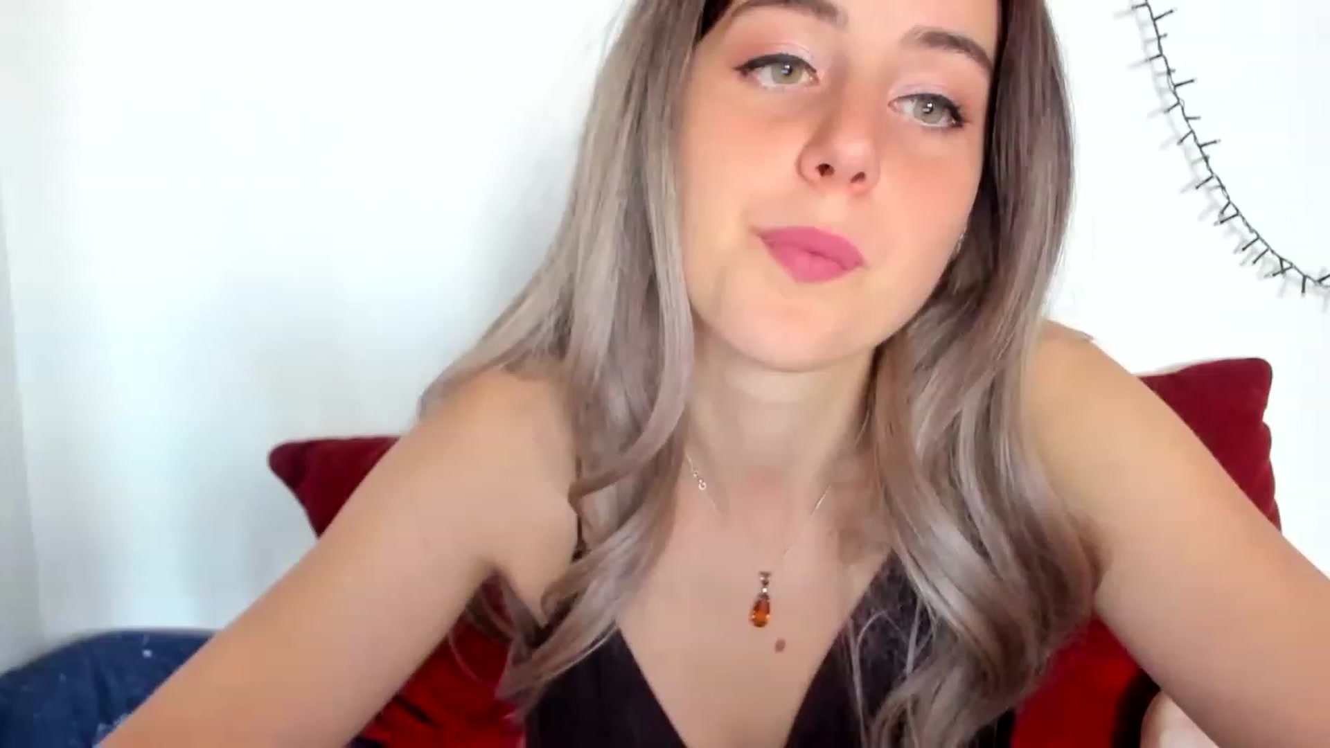 Gallery image thumbnail from AriahKiss's myfreecams stream on, 04/06/2023, 15:29 image 9 of 20
