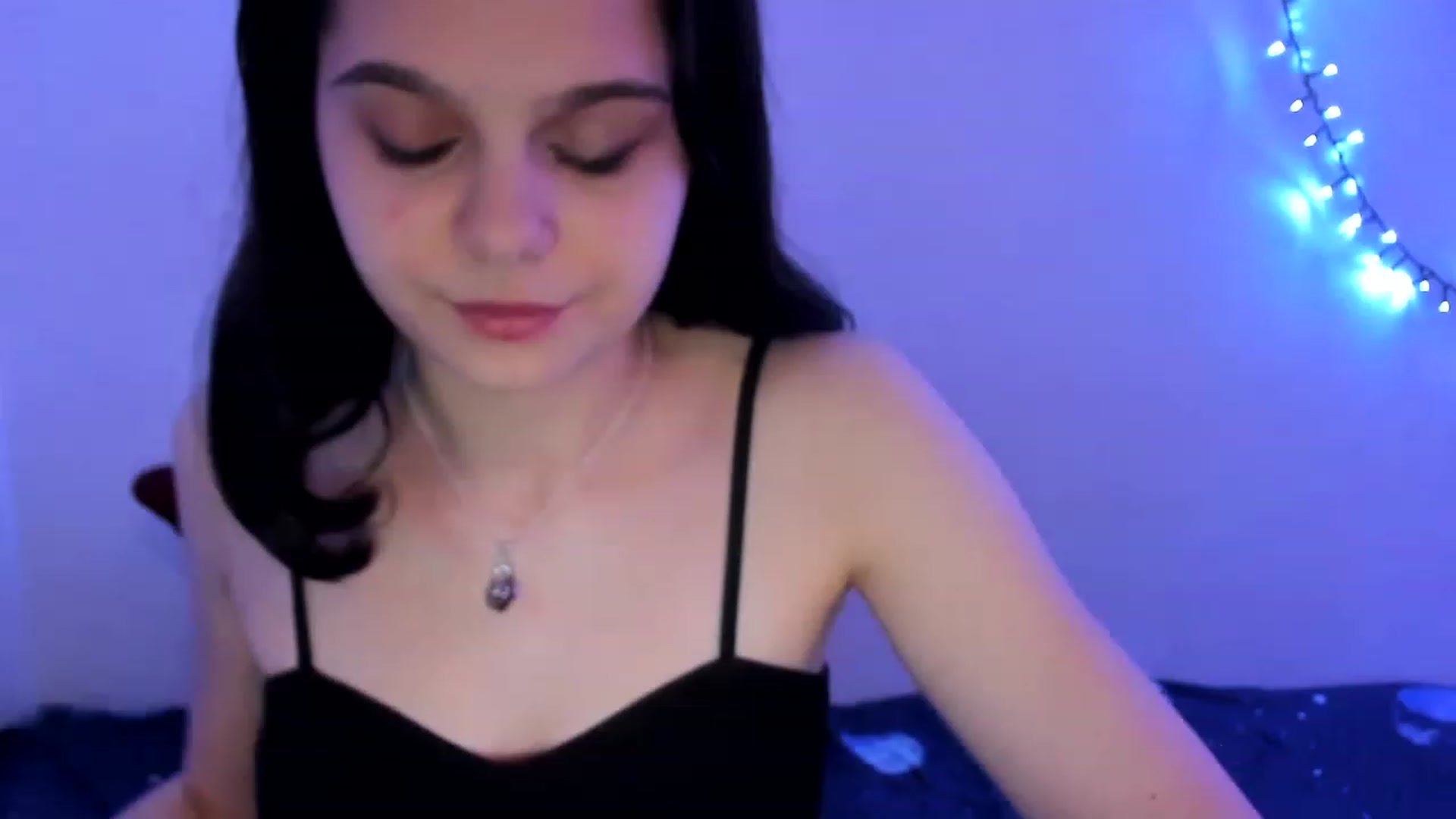 Gallery image thumbnail from AriahKiss's myfreecams stream on, 04/06/2023, 19:56 image 9 of 20