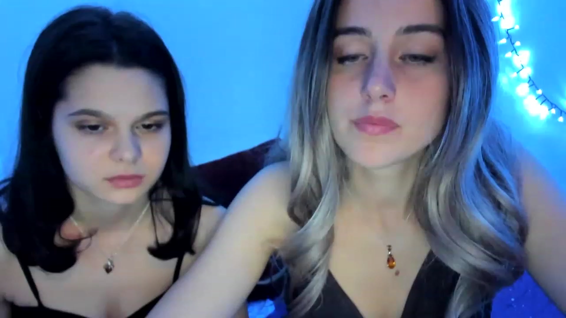 Gallery image thumbnail from AriahKiss's myfreecams stream on, 04/06/2023, 19:56 image 11 of 20