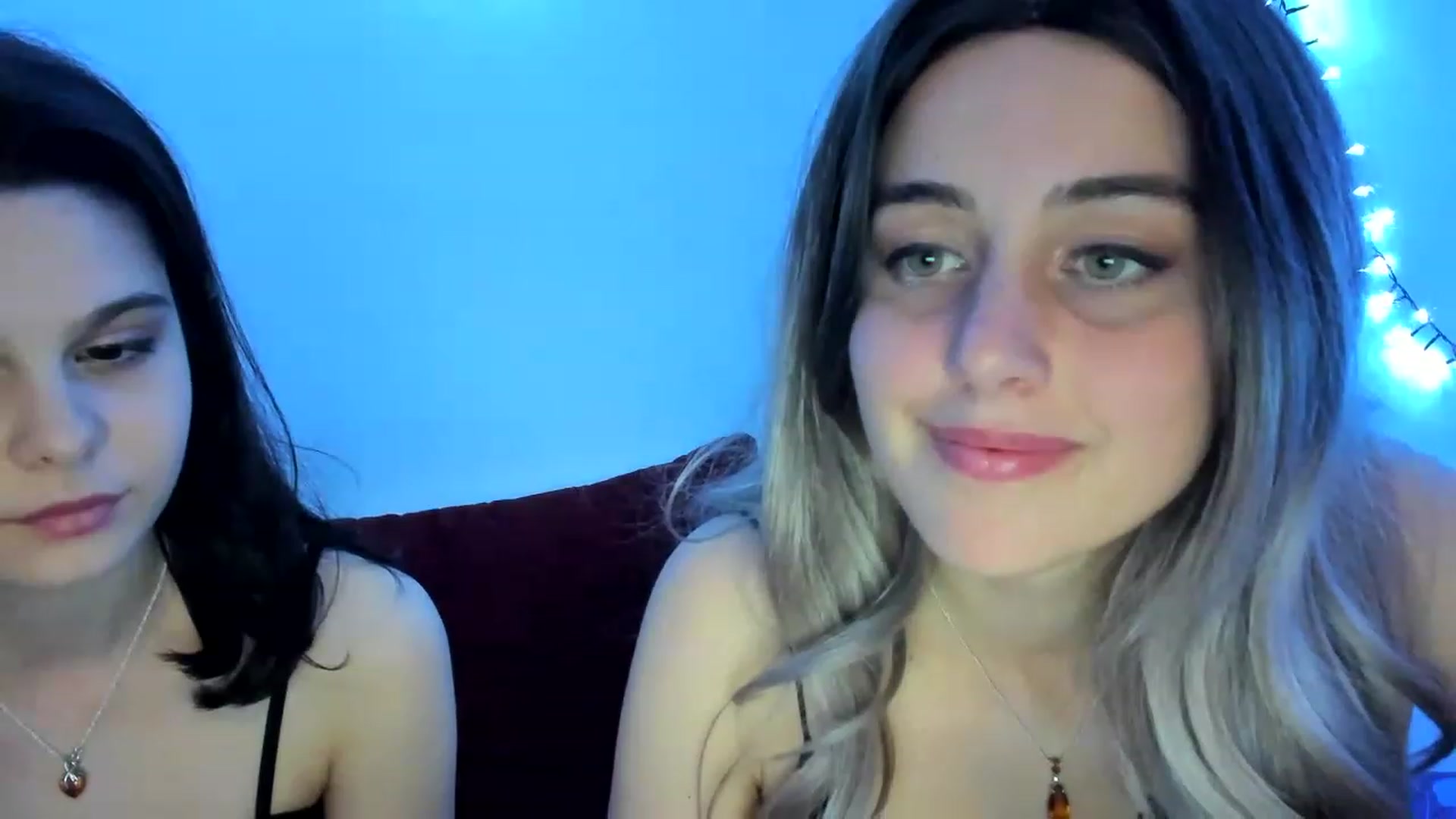 Gallery image thumbnail from AriahKiss's myfreecams stream on, 04/06/2023, 19:56 image 19 of 20