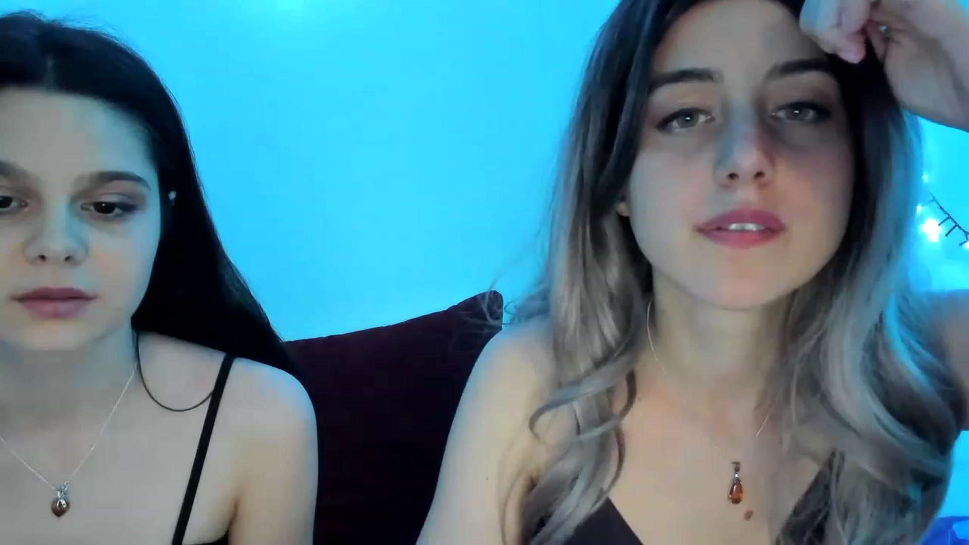 Gallery image thumbnail from AriahKiss's myfreecams stream on, 04/06/2023, 19:56 image 18 of 20